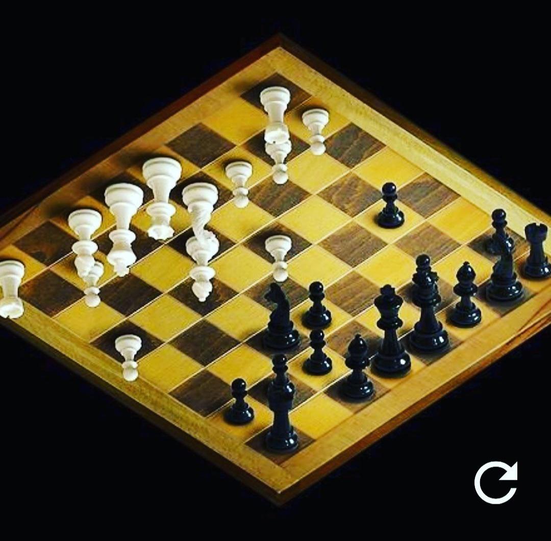 Found this interesting chess optical illusion on Instagram, credit
