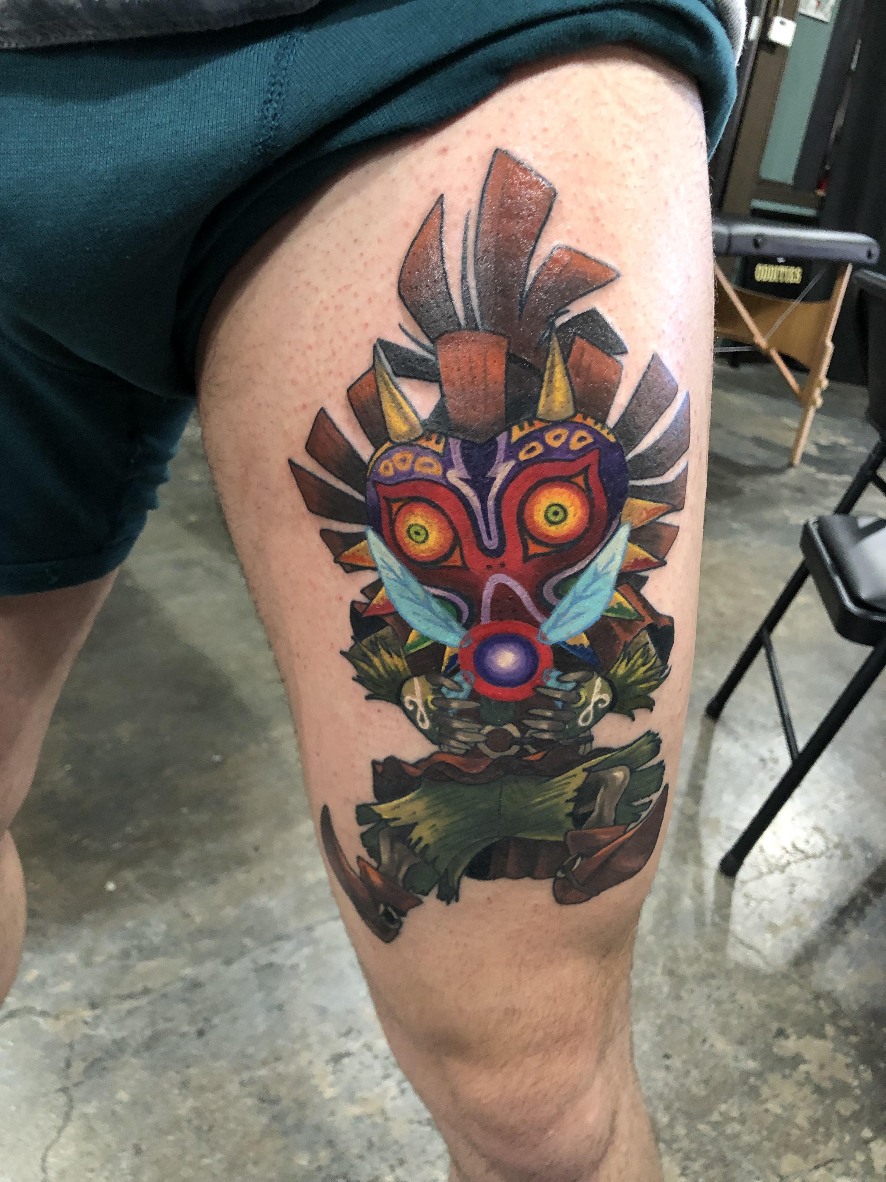 My Skull Kid tattoo by Chris Rose at KultureShock tattoo in SLC, Utah r/Zeldatattoos