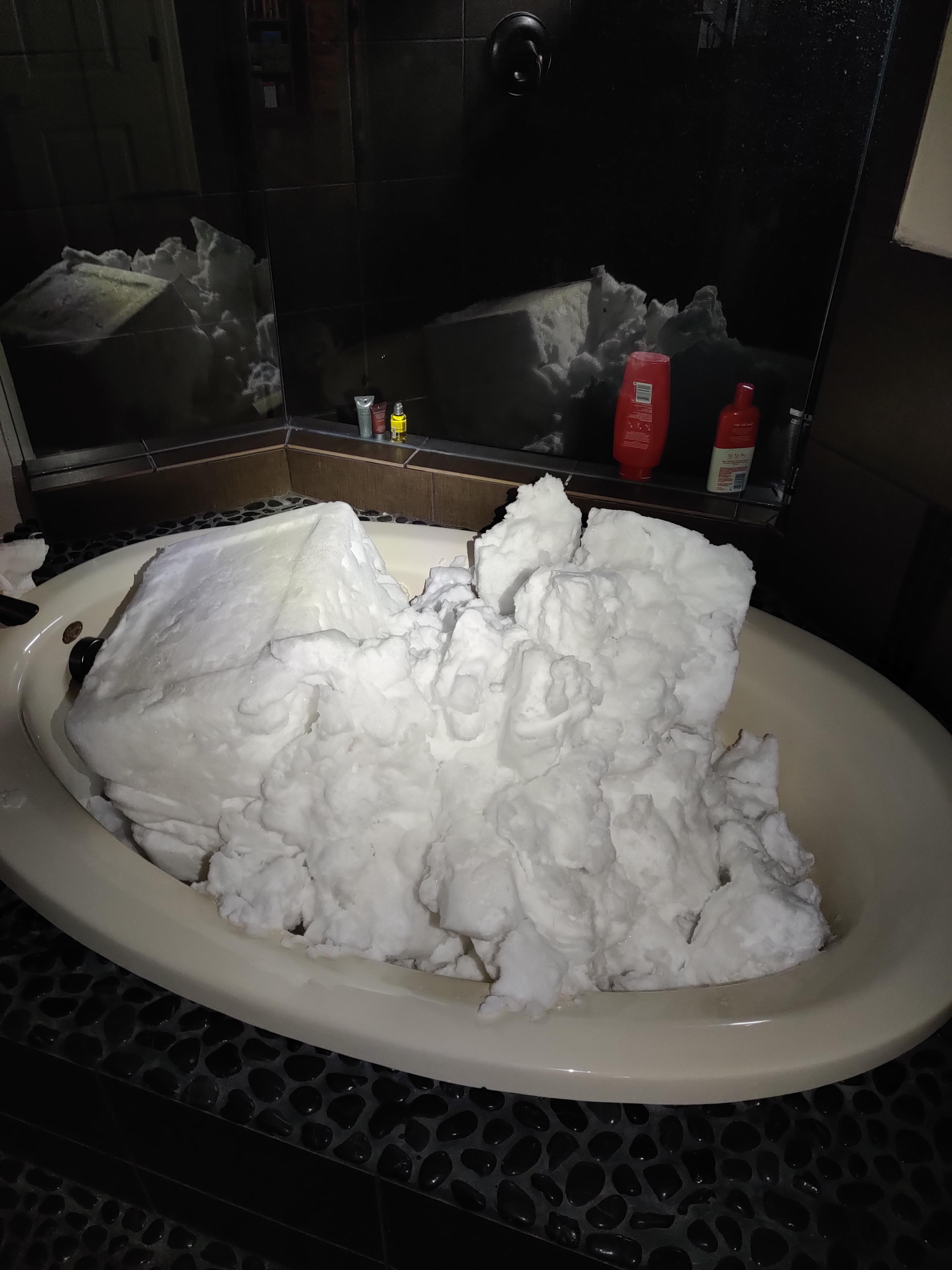 San Antonio, Texas filling bathtubs with snow because we have neither