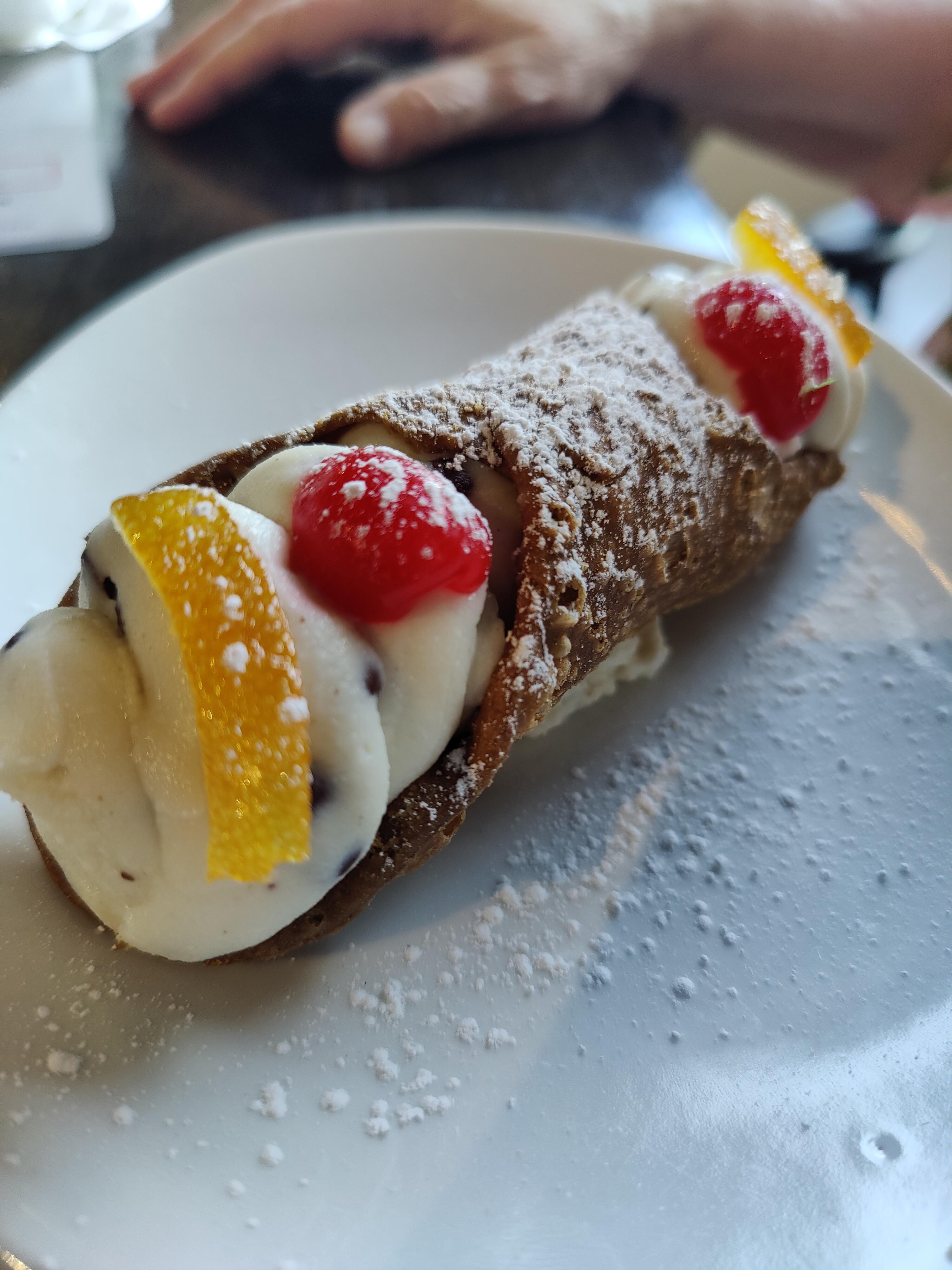 Cannoli with candied orange peel! r/FoodPorn