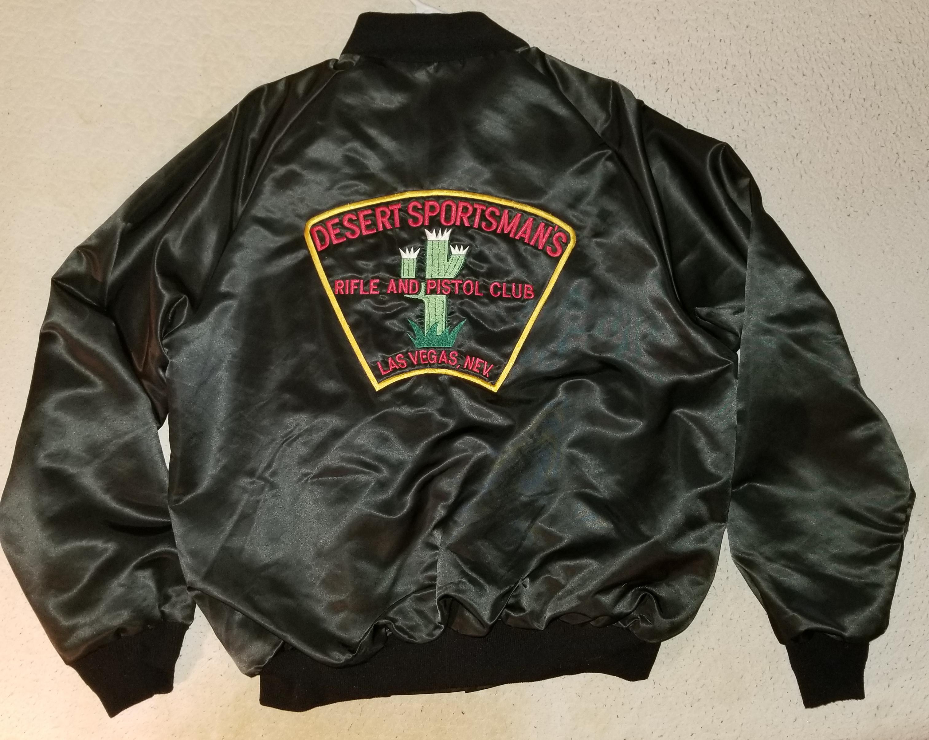 Pulled this beauty out of the Goodwill Outlet bins. My