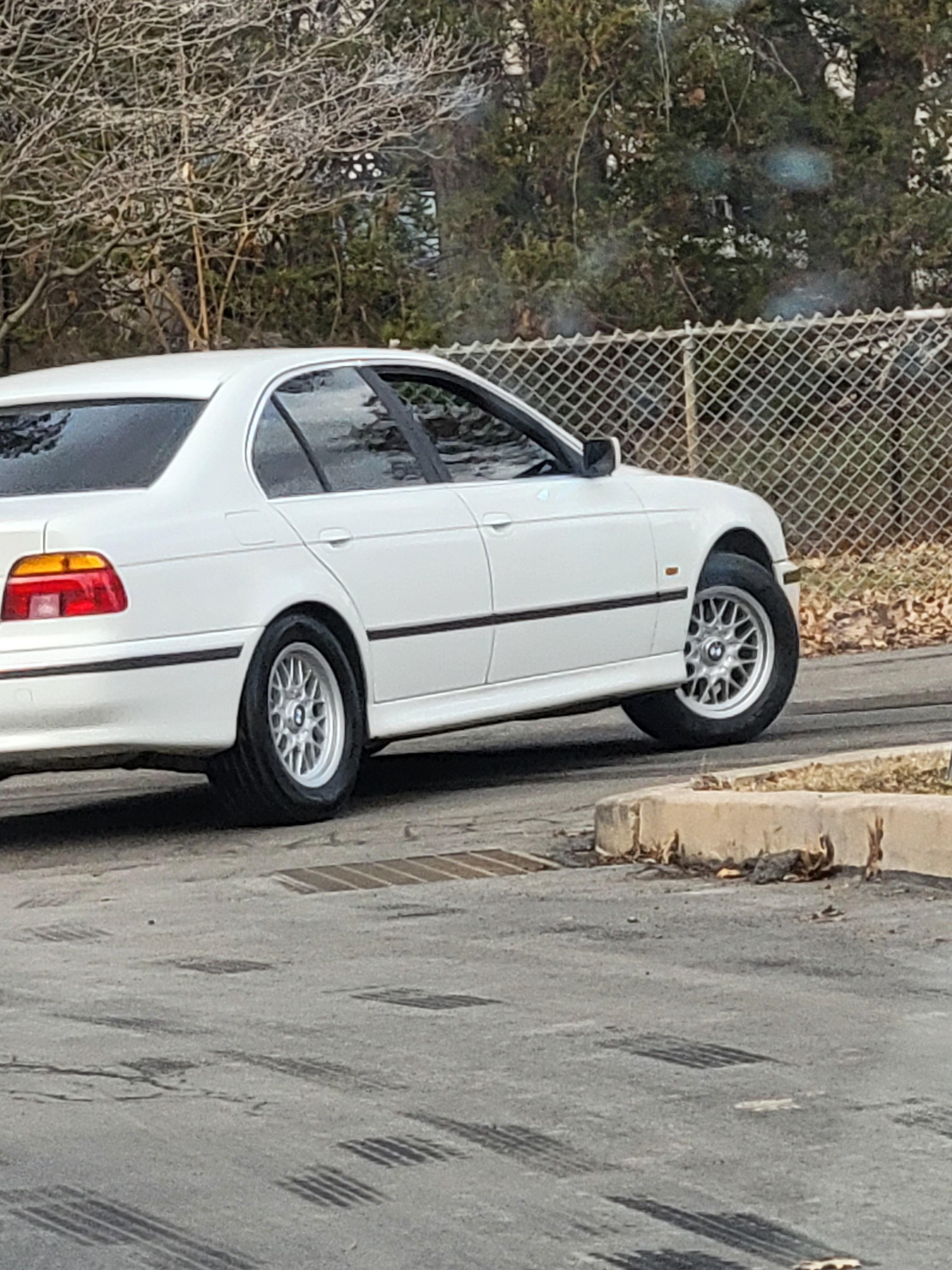 what model Beamer is this? r/whatisthiscar