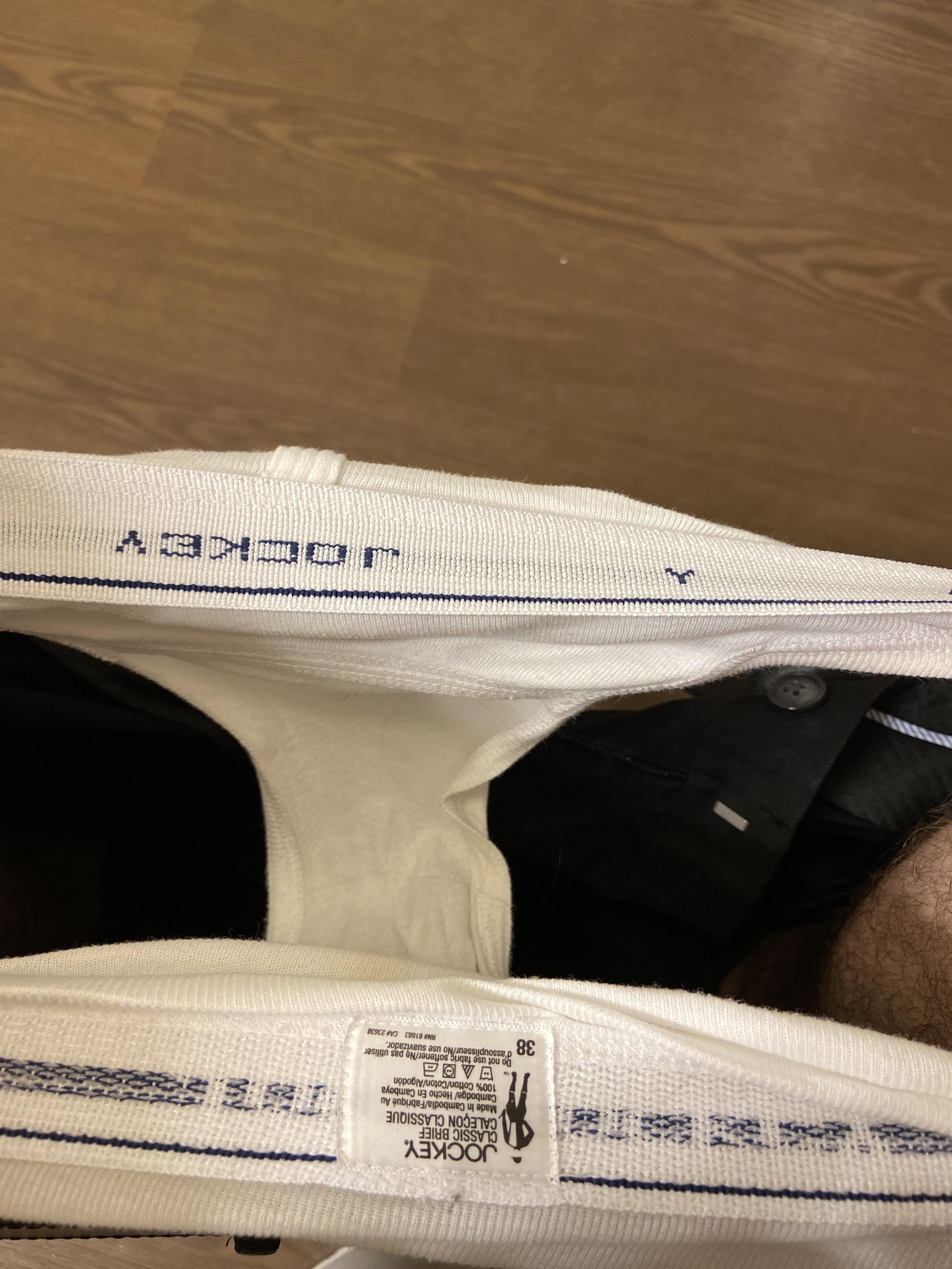 TWT bathroom break r/tightywhities