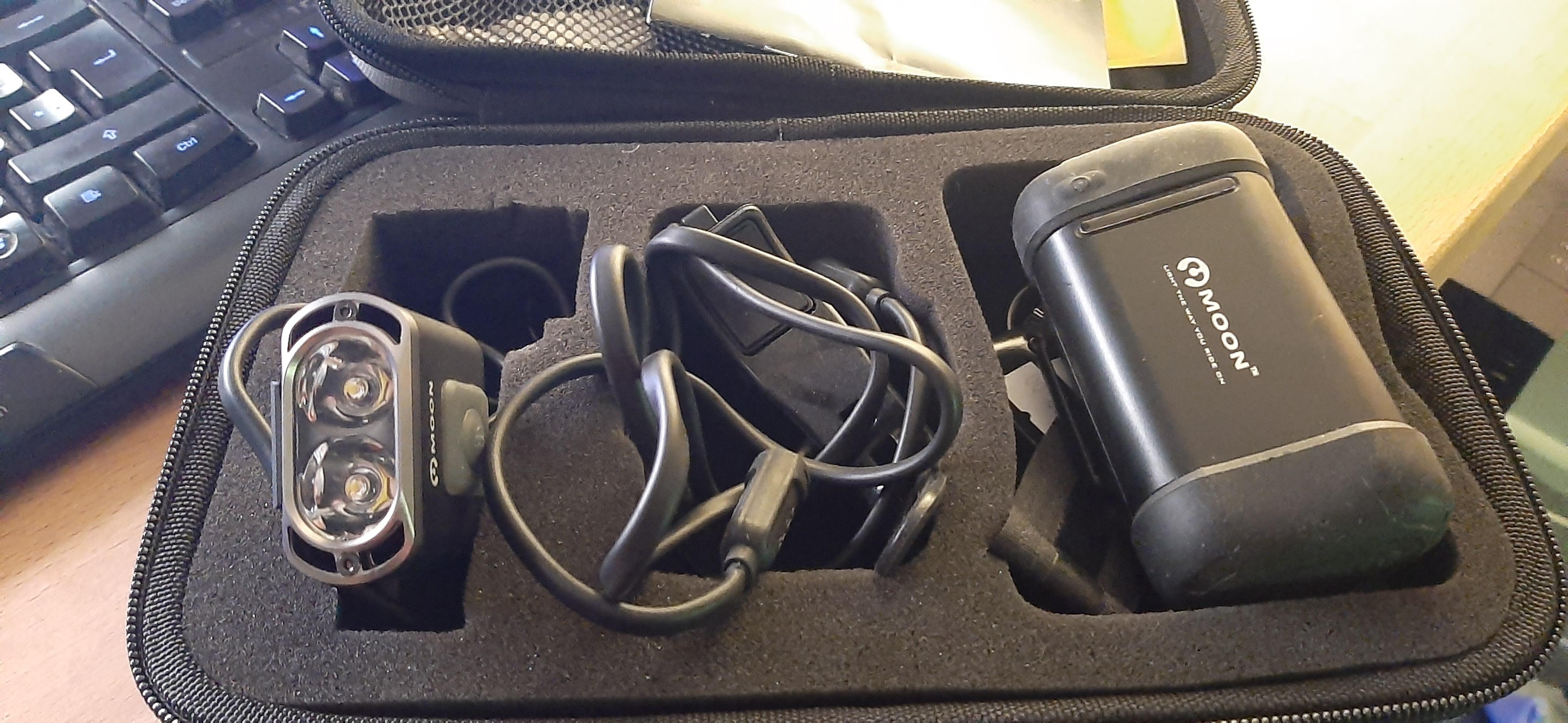 Moon xp1300 bike light battery died on me, any way to fix it or get a