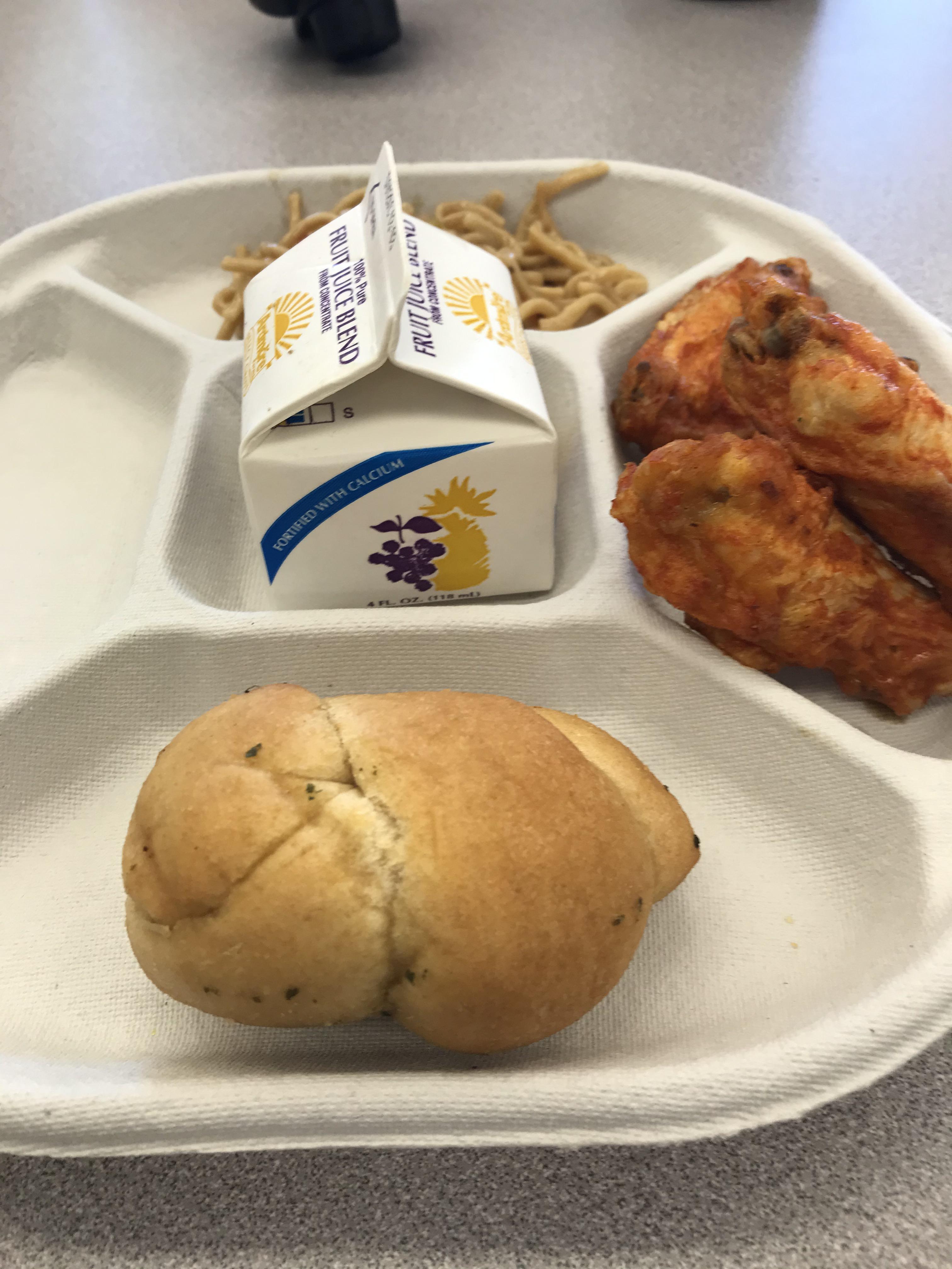 i got garlic bread in my school lunch r/GarlicBreadMemes