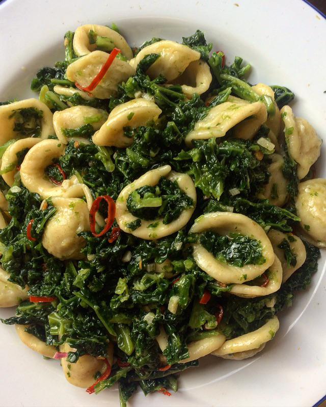 Read somewhere that pasta water is "liquid gold" and useful. Is pasta