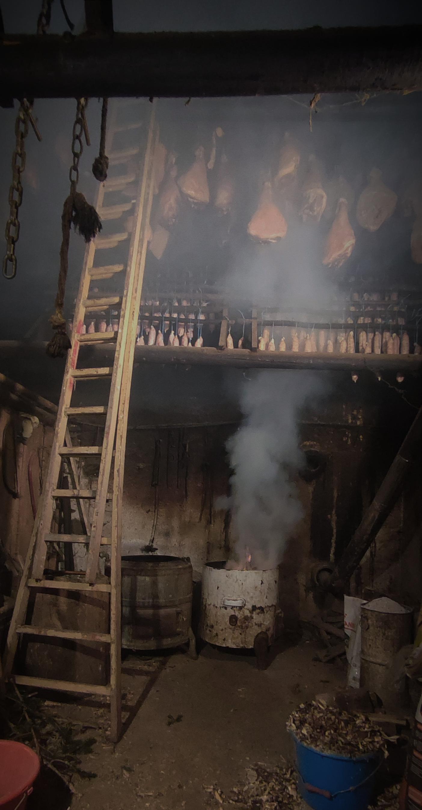 traditional french smoke room r/smoking