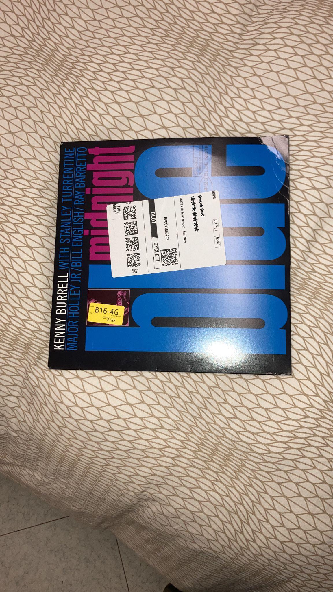 How Amazon ships records r/vinyl