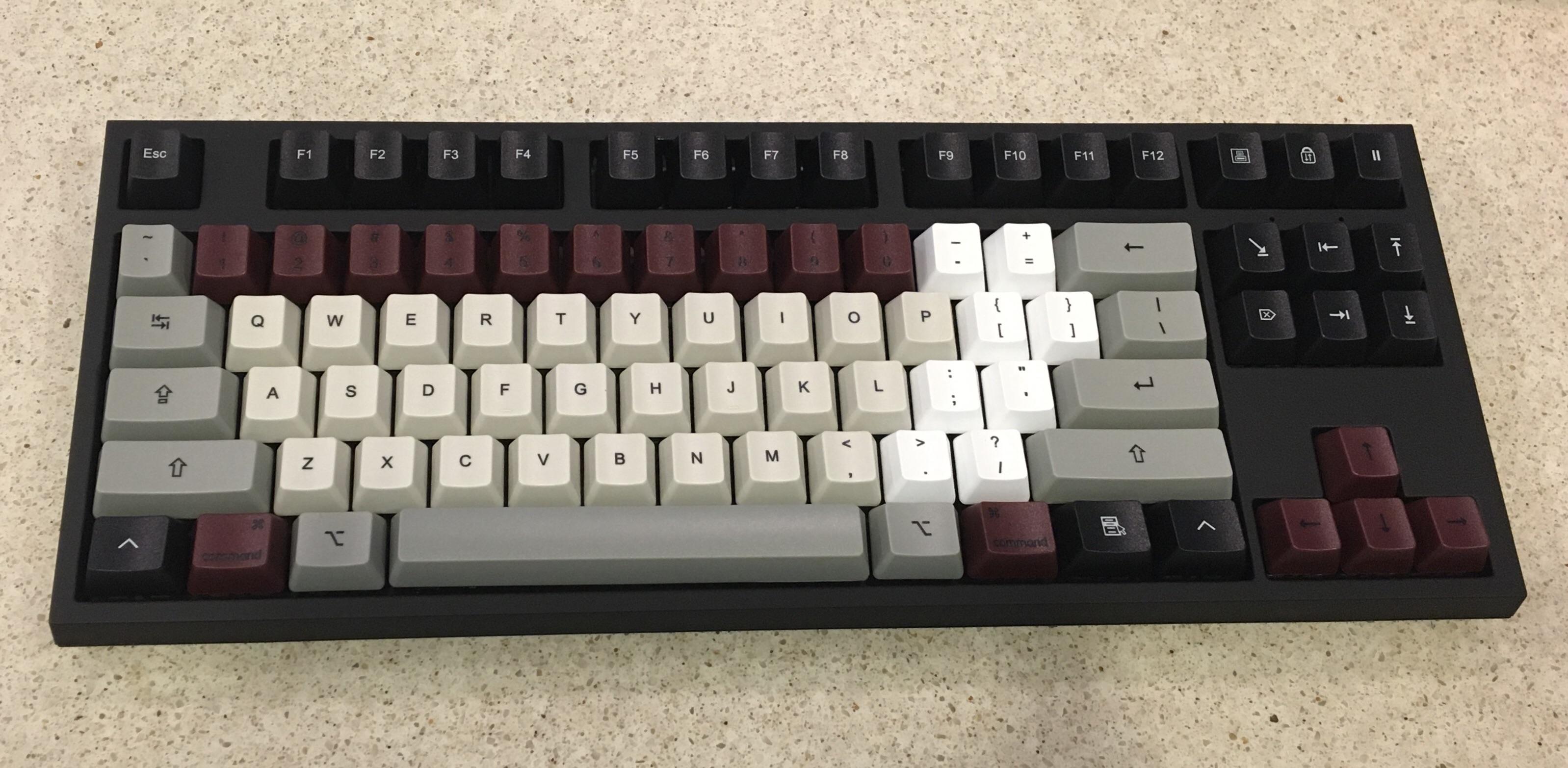 Got my first mechanical keyboard, I think it turned out well! r