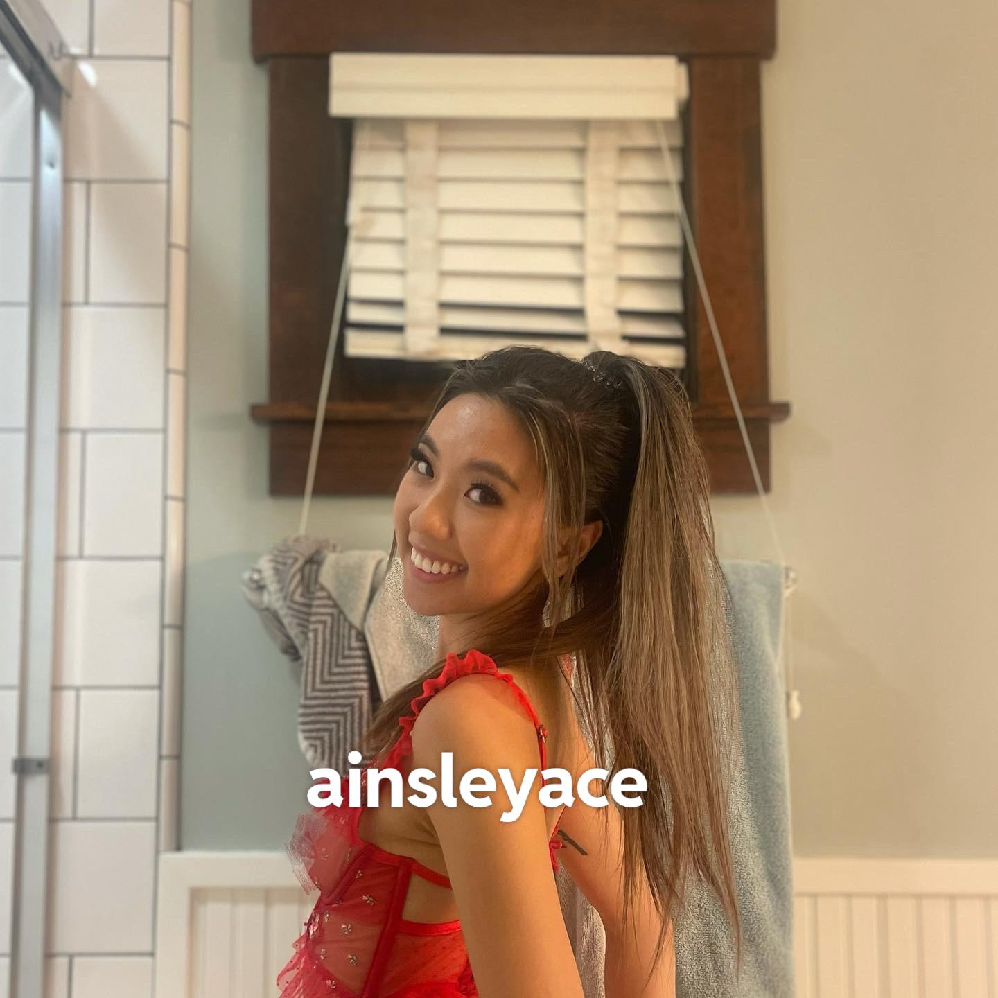 Wait guys how tall do I look LOL : u/ainsleyace