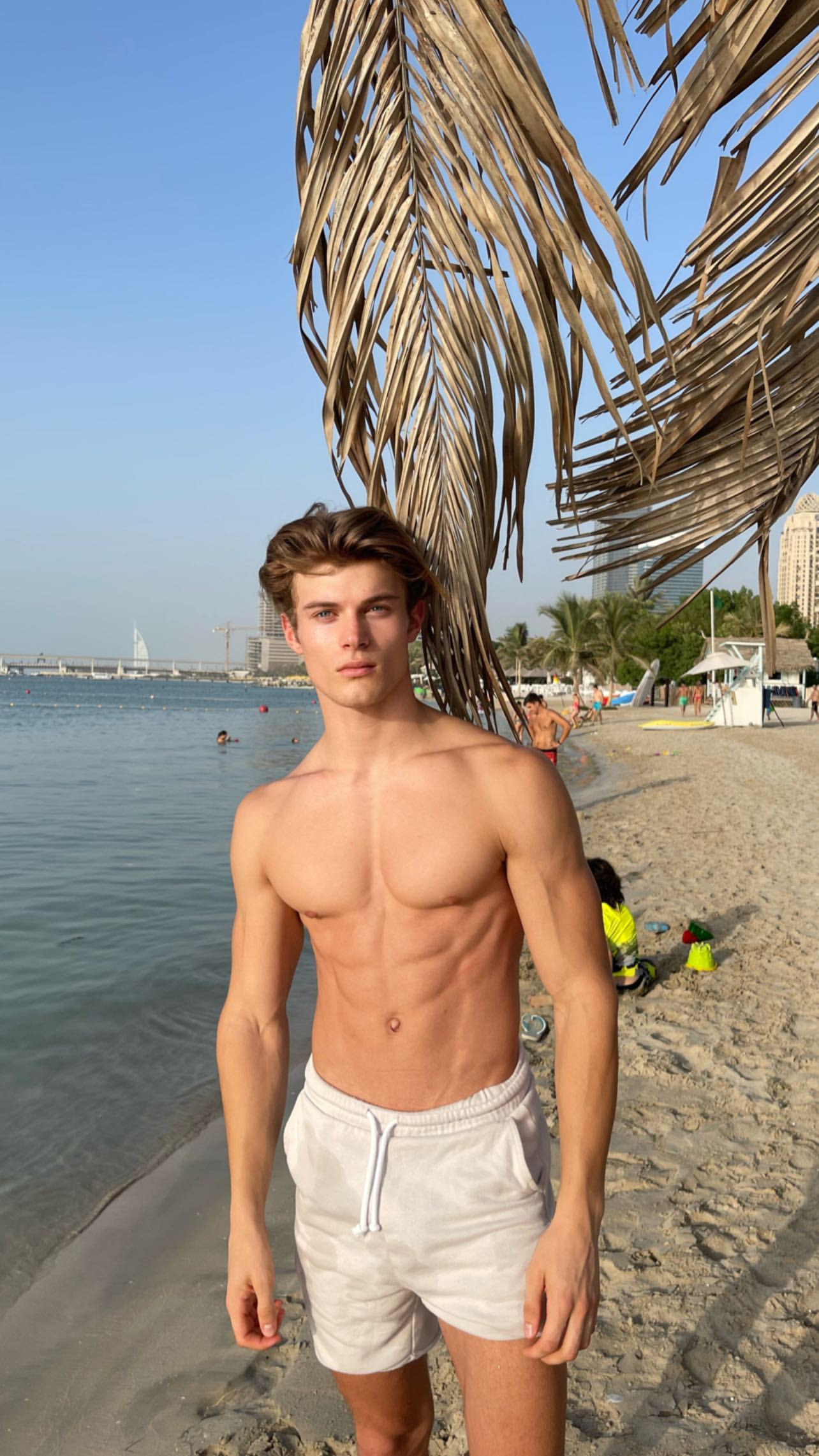 Leonhard Stuke r/LadyBoners