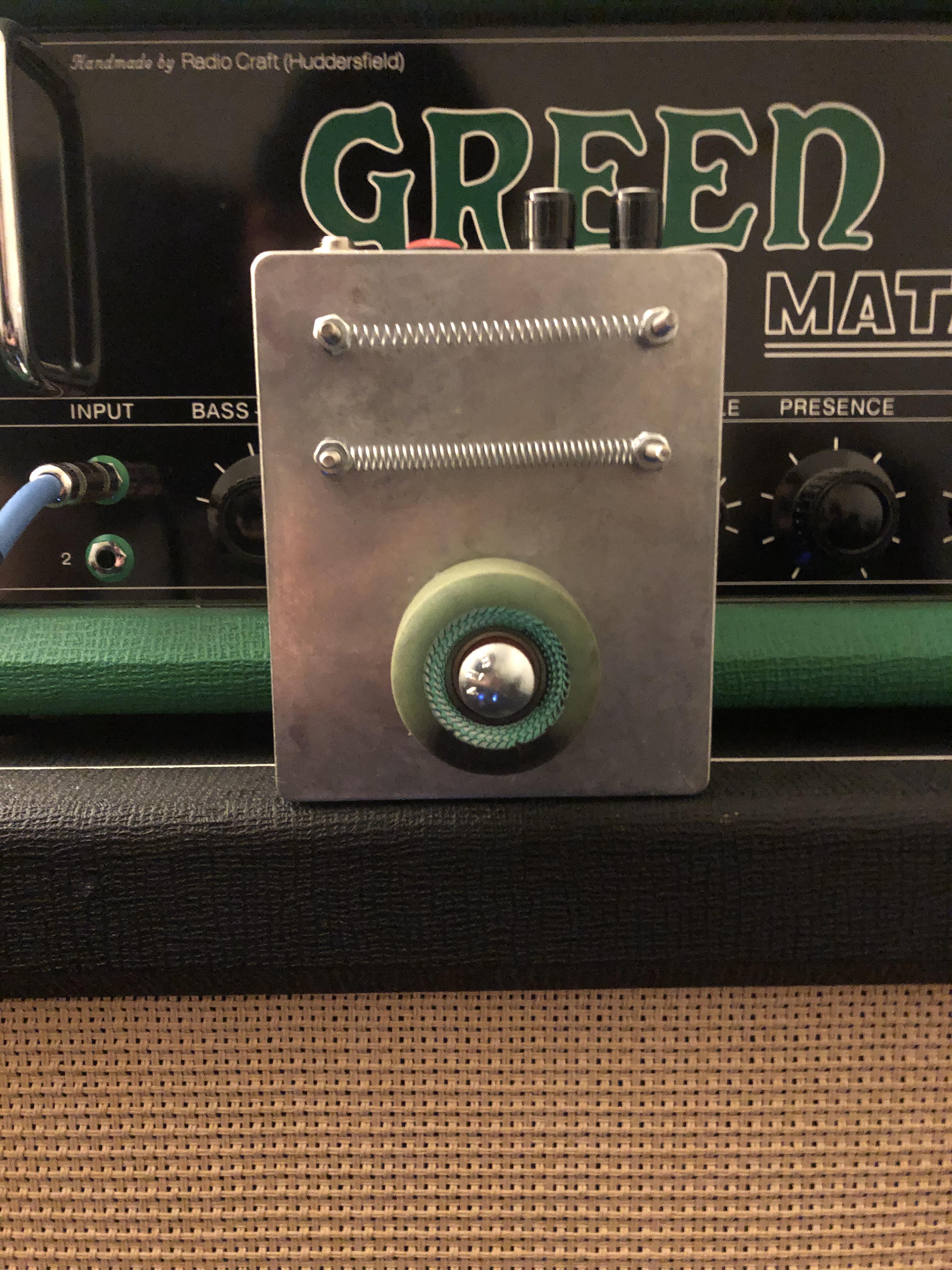 Recently started building contact mic noise boxes! Checkout