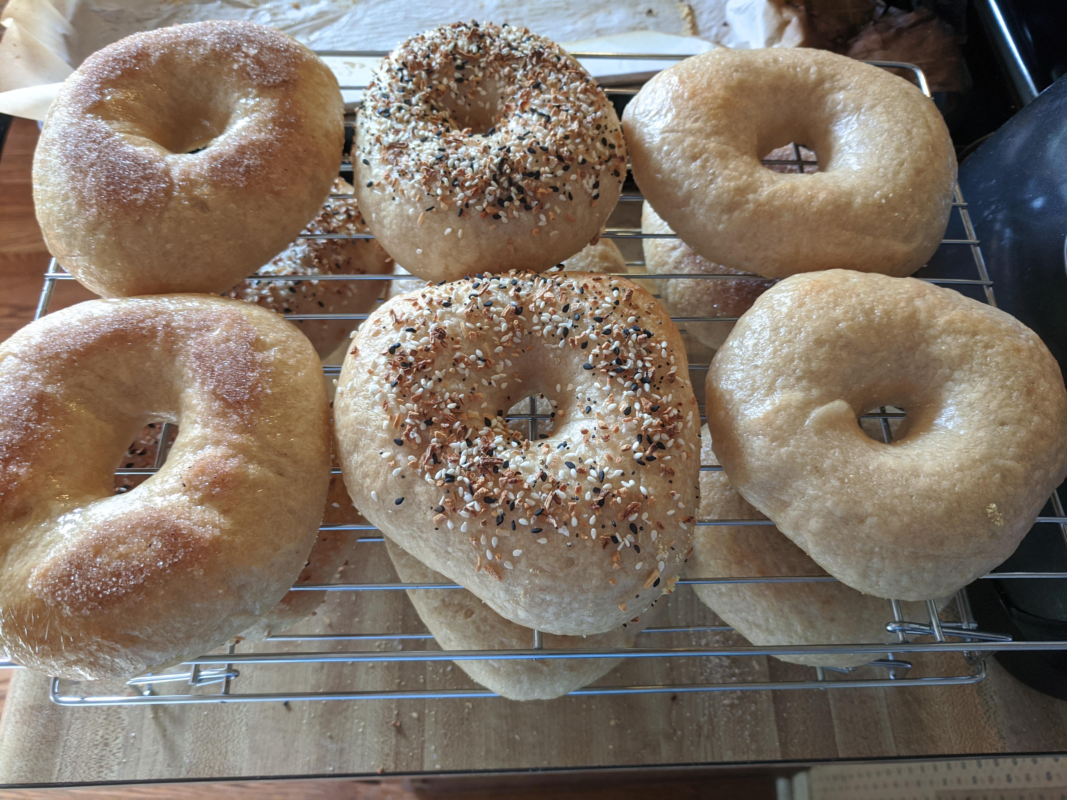 Thanks to Aldi everything seasoning, my bagel game is improving r/Breadit