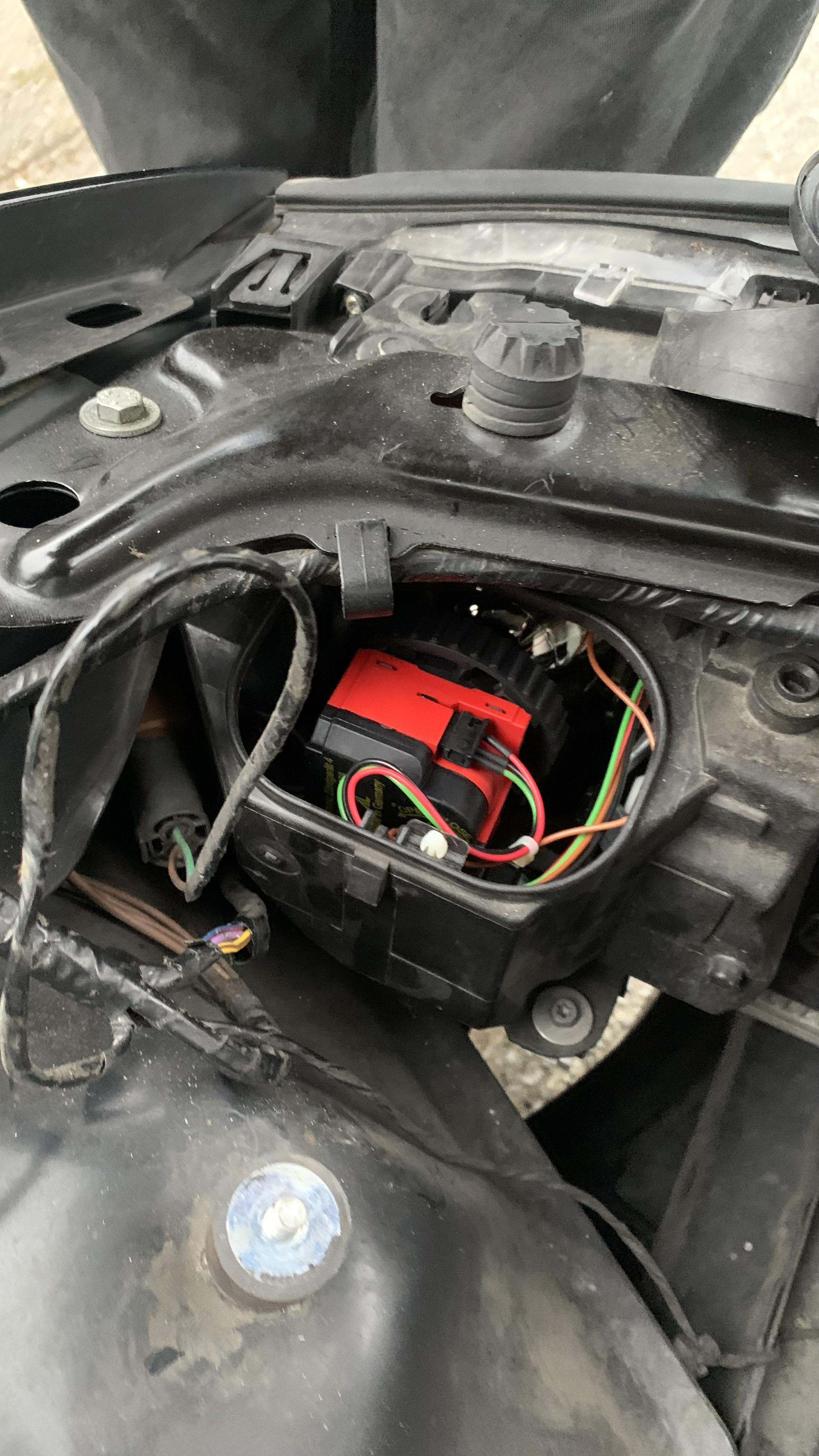 E46 headlight wtf r/e46