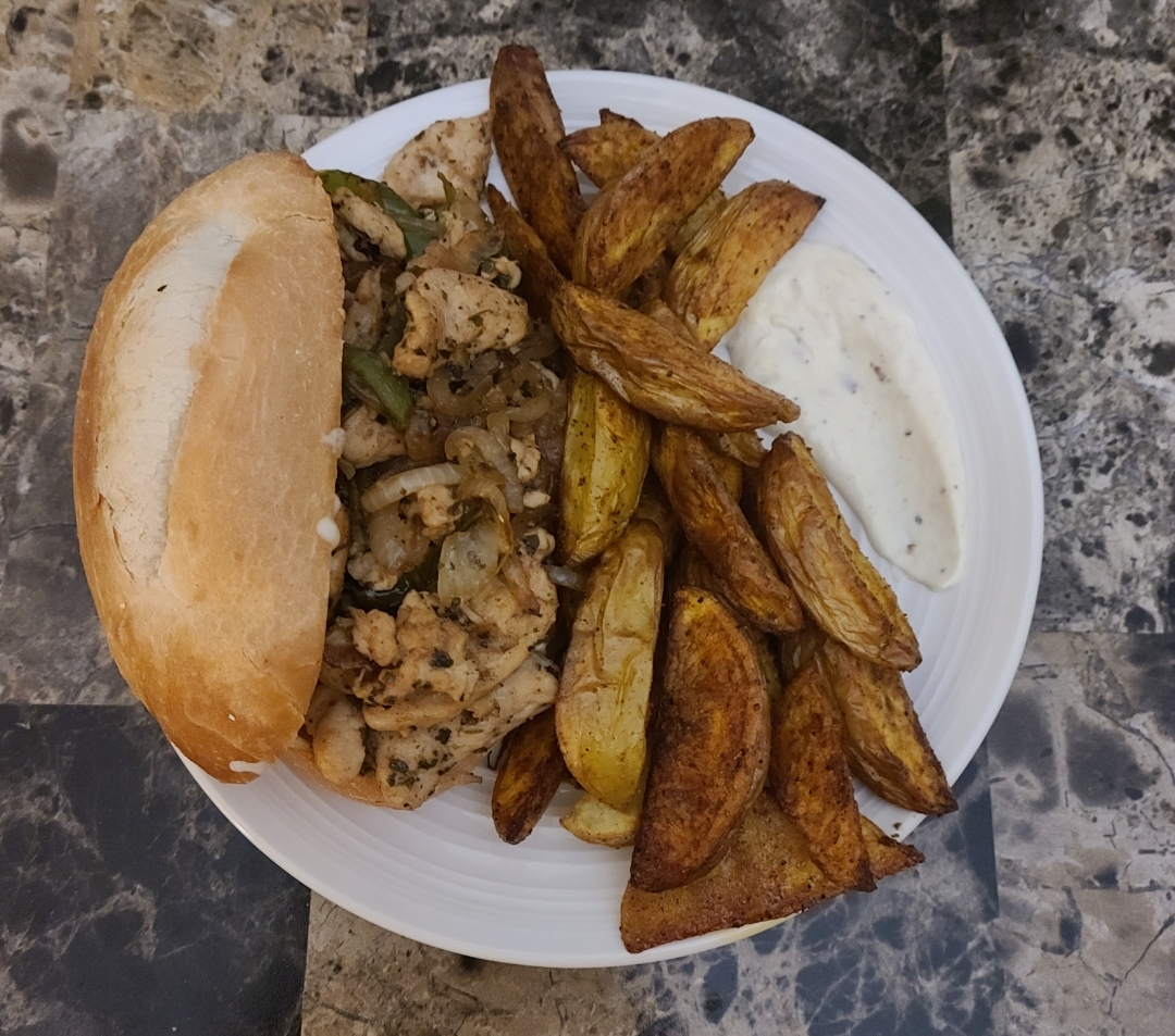 Italian Chicken & Pepper Sandos 🤤 r/hellofresh