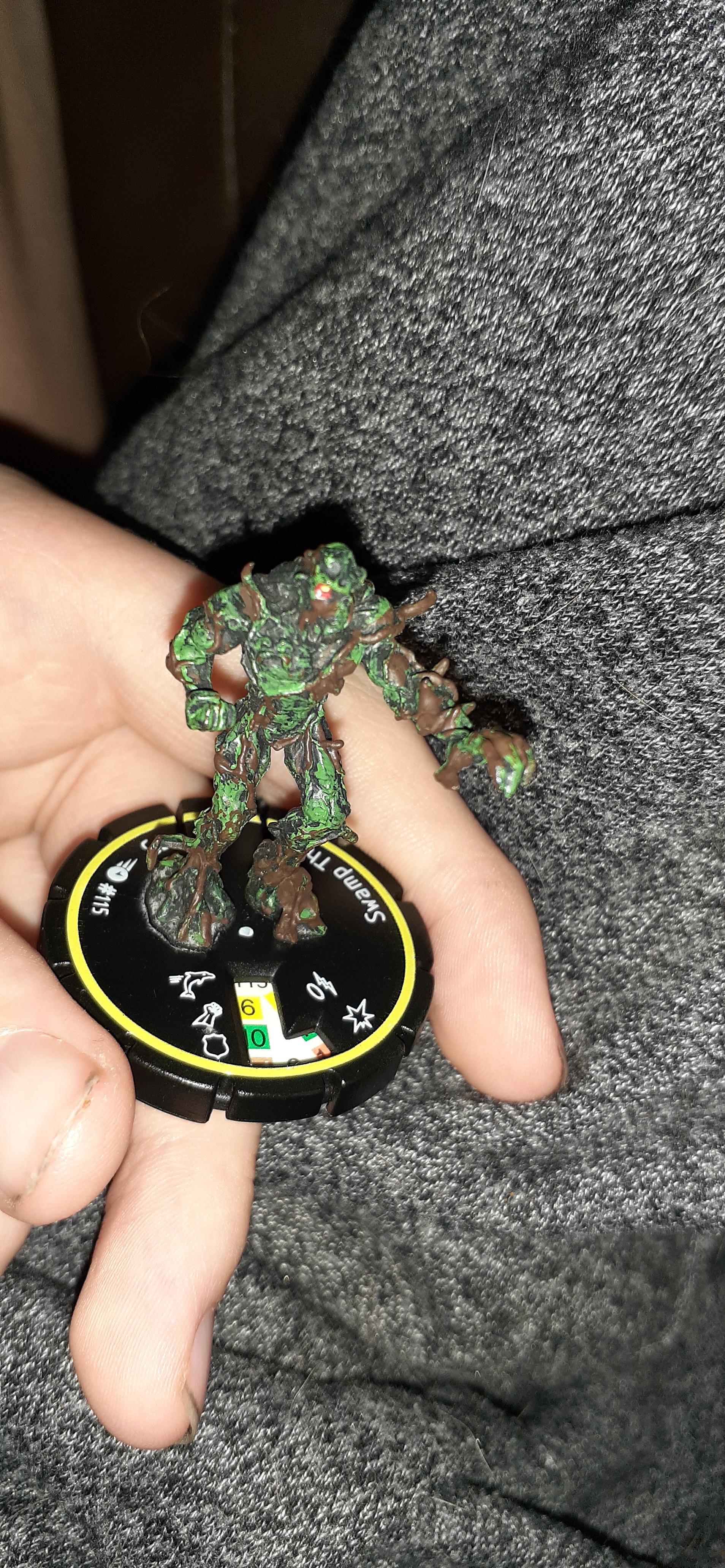What does the yellow line mean r/Heroclix