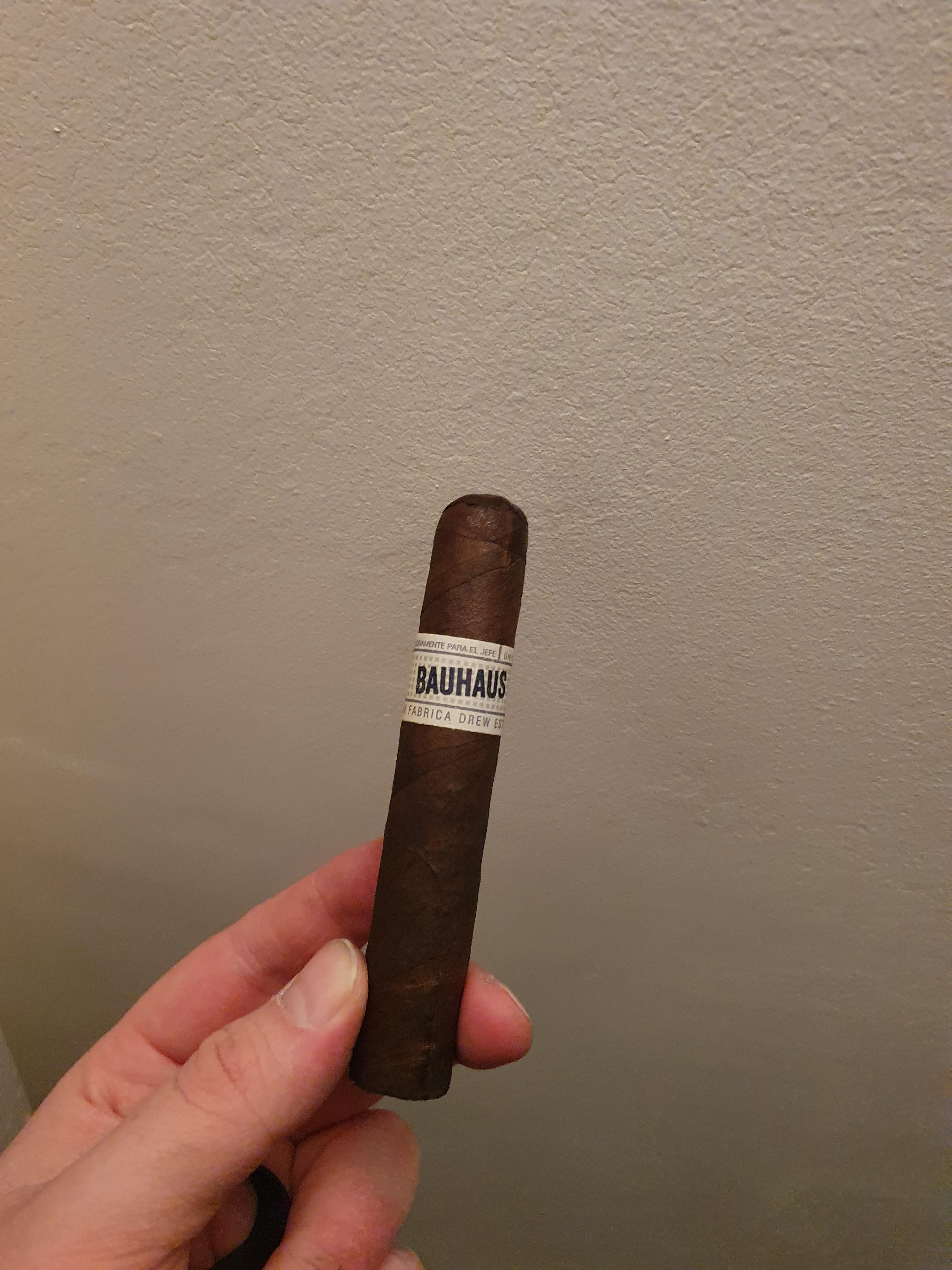 Tried a Drew Estate Bauhaus at the weekend. r/cigars