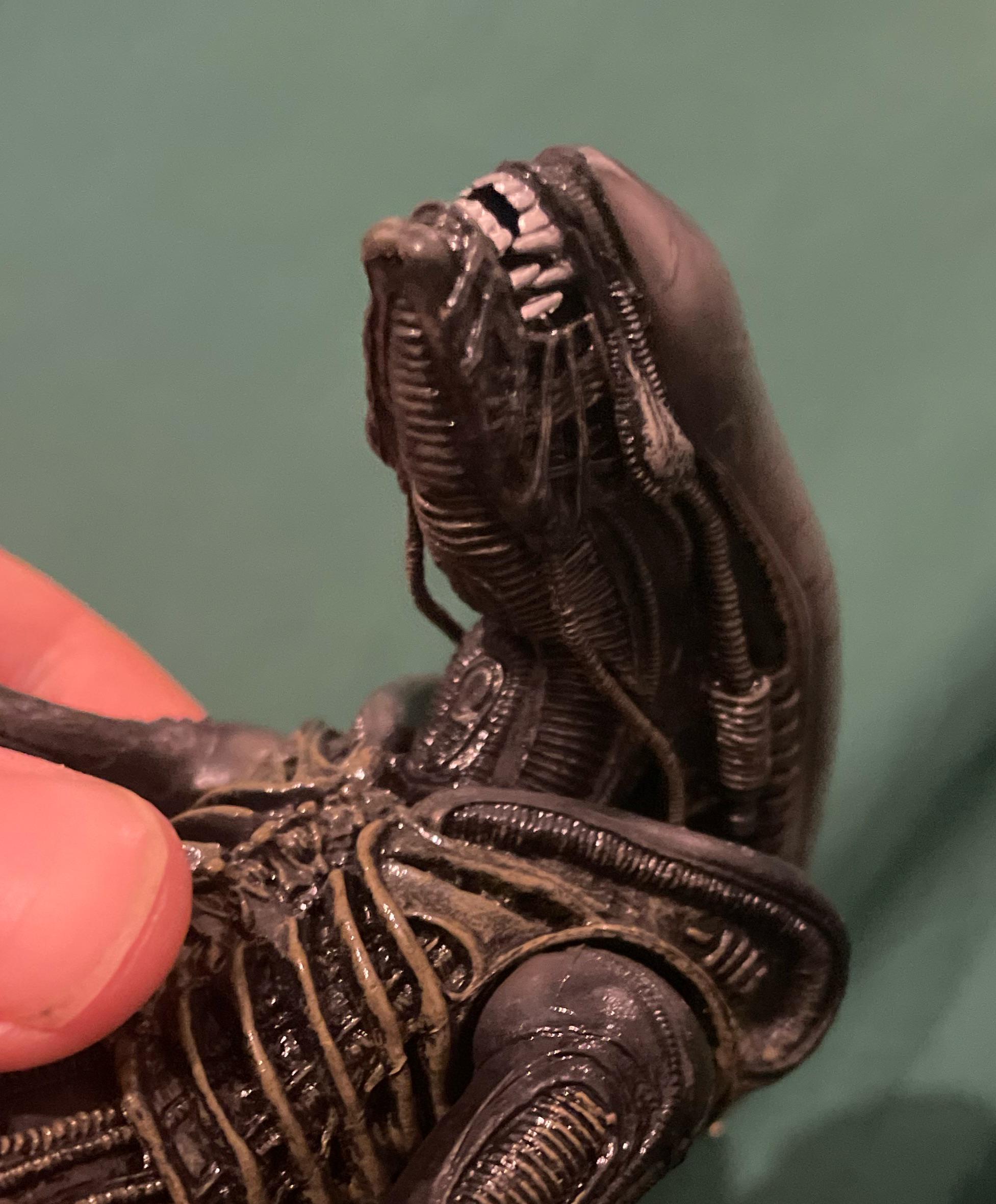 Would it be ok to use a hairdryer on the aliens neck joint r/NECA