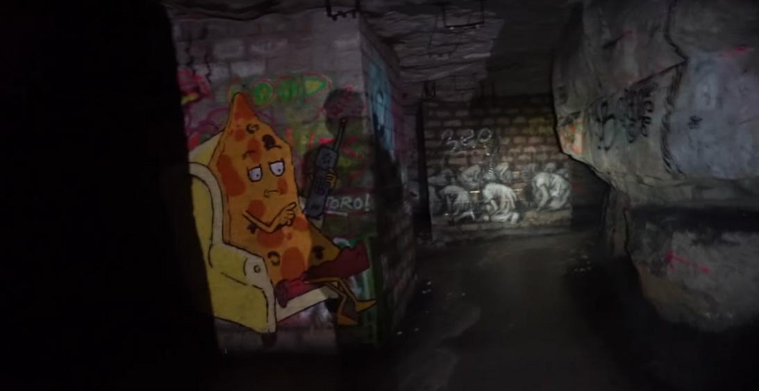 Pizza Universe Graffiti in the Paris r/rickandmorty