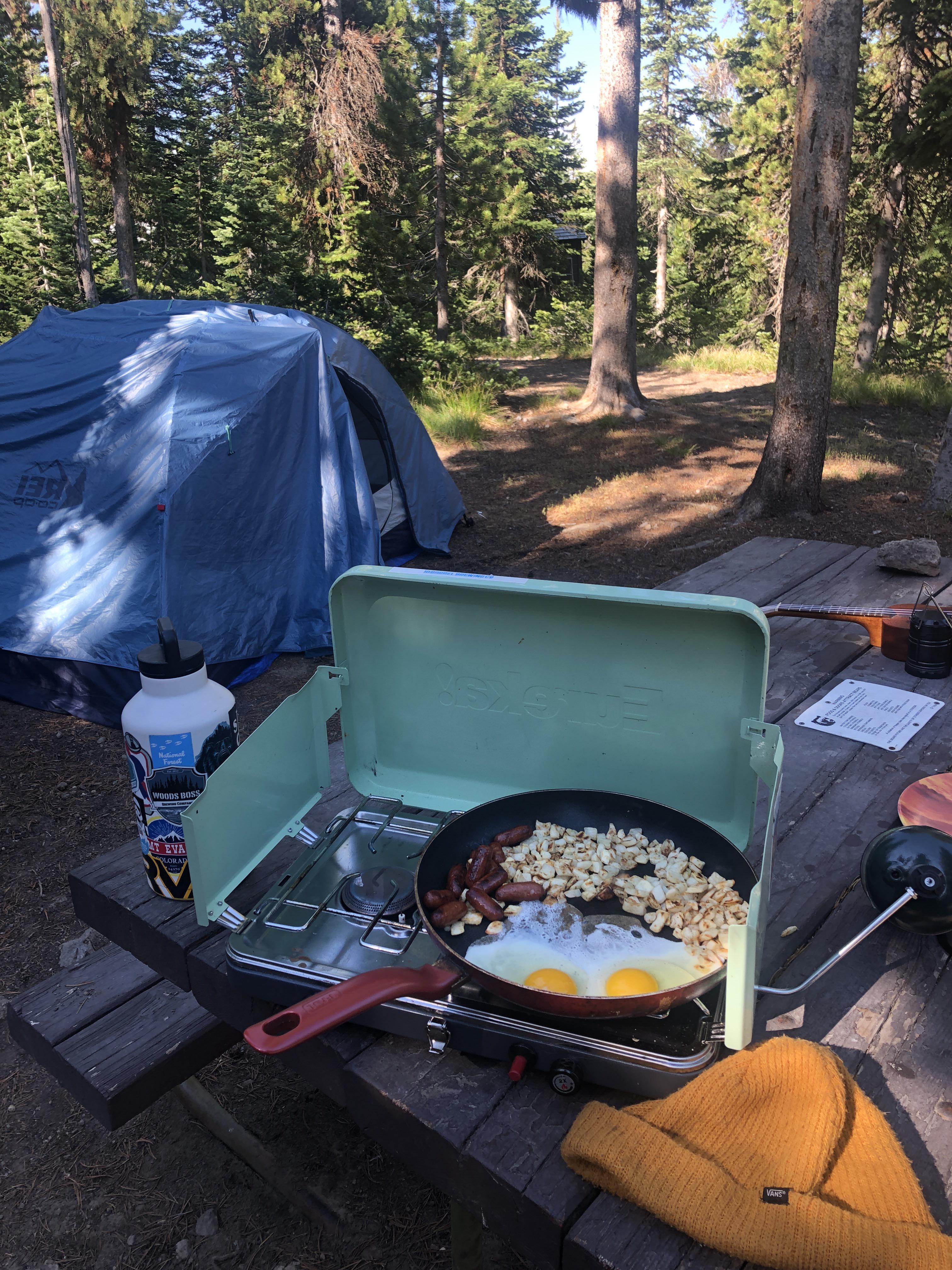 Breakfast in Yellowstone! r/camping