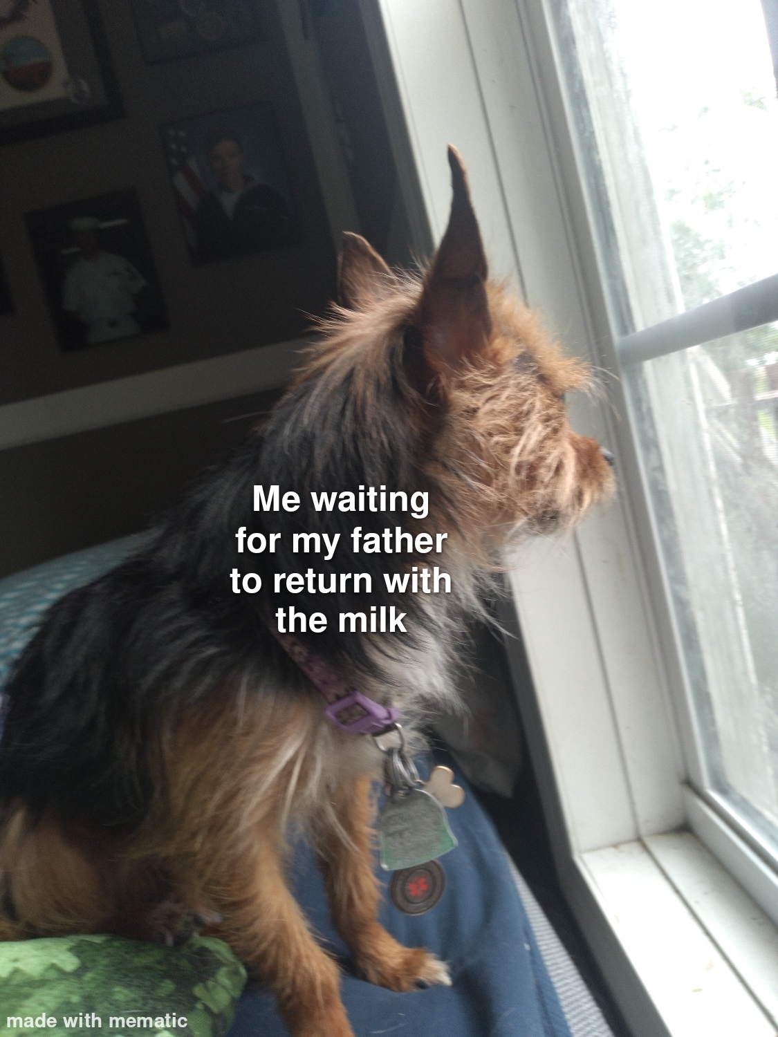 he ain't coming memenade