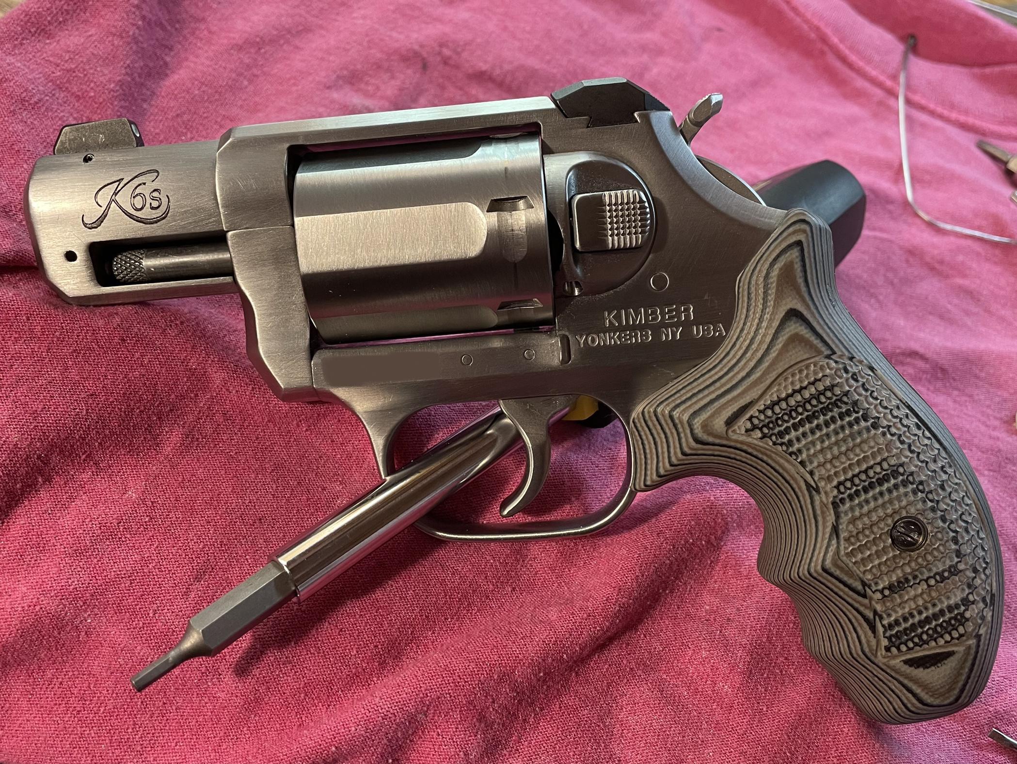 My EDC K6S DASA with partially bobbed hammer, Hogue Piranha G10 grip