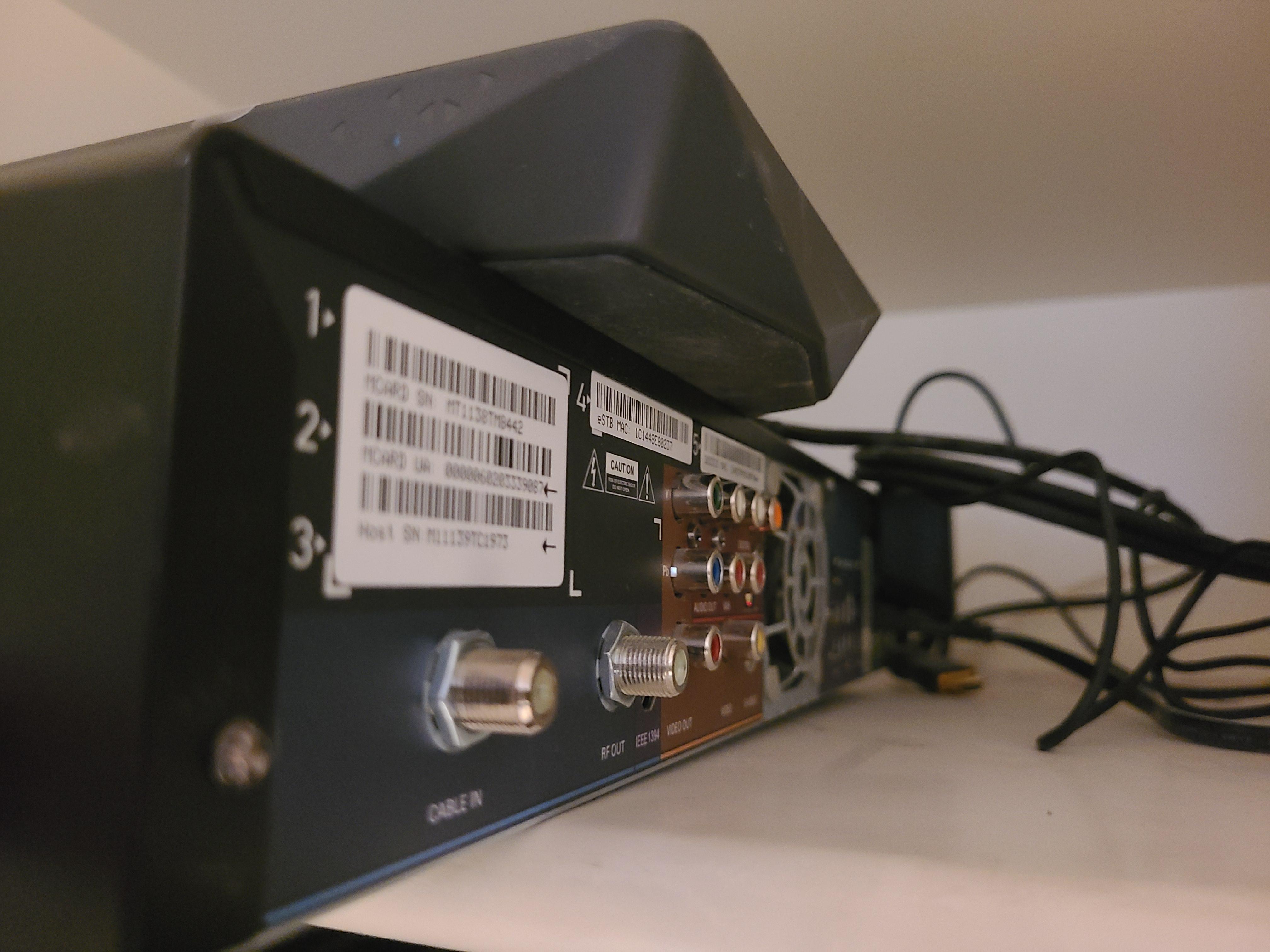 Lazy Shaw tech left old set top box plugged in to power new Bluecurve