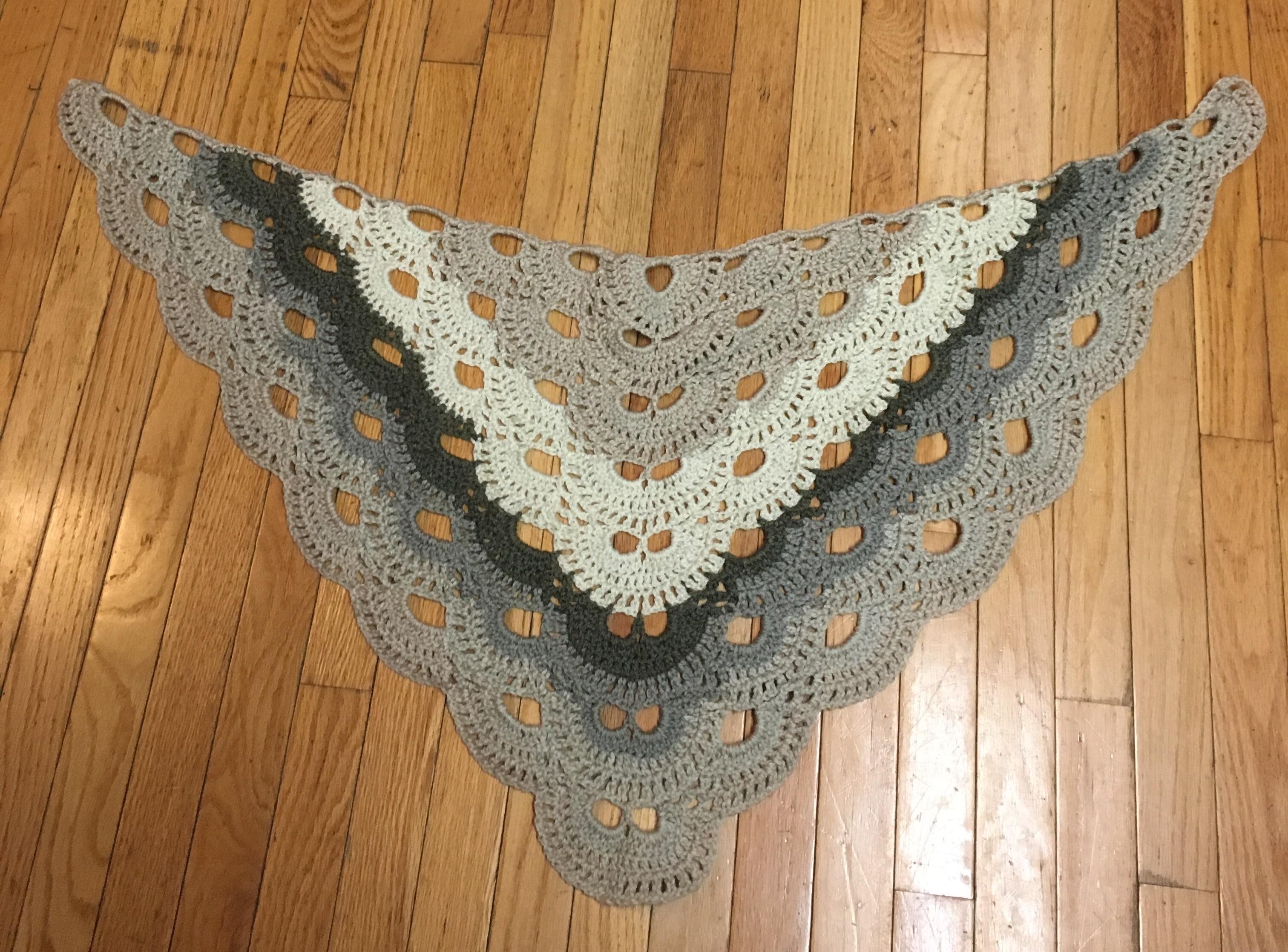 Crocheted a virus shawl for my mom ) r/crochet