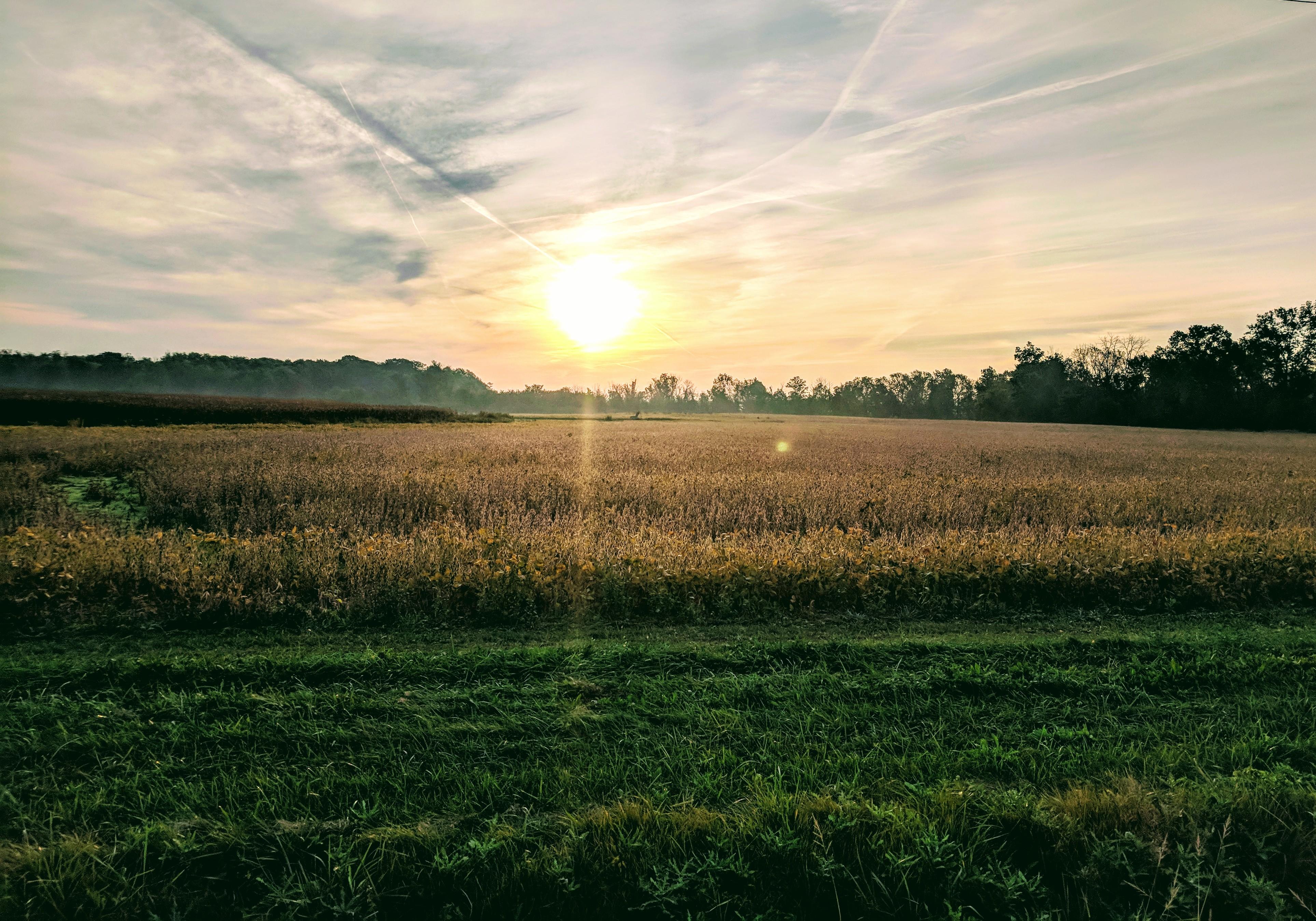 Sunrise in Ohio [OC] [3854 x 2697] r/EarthPorn