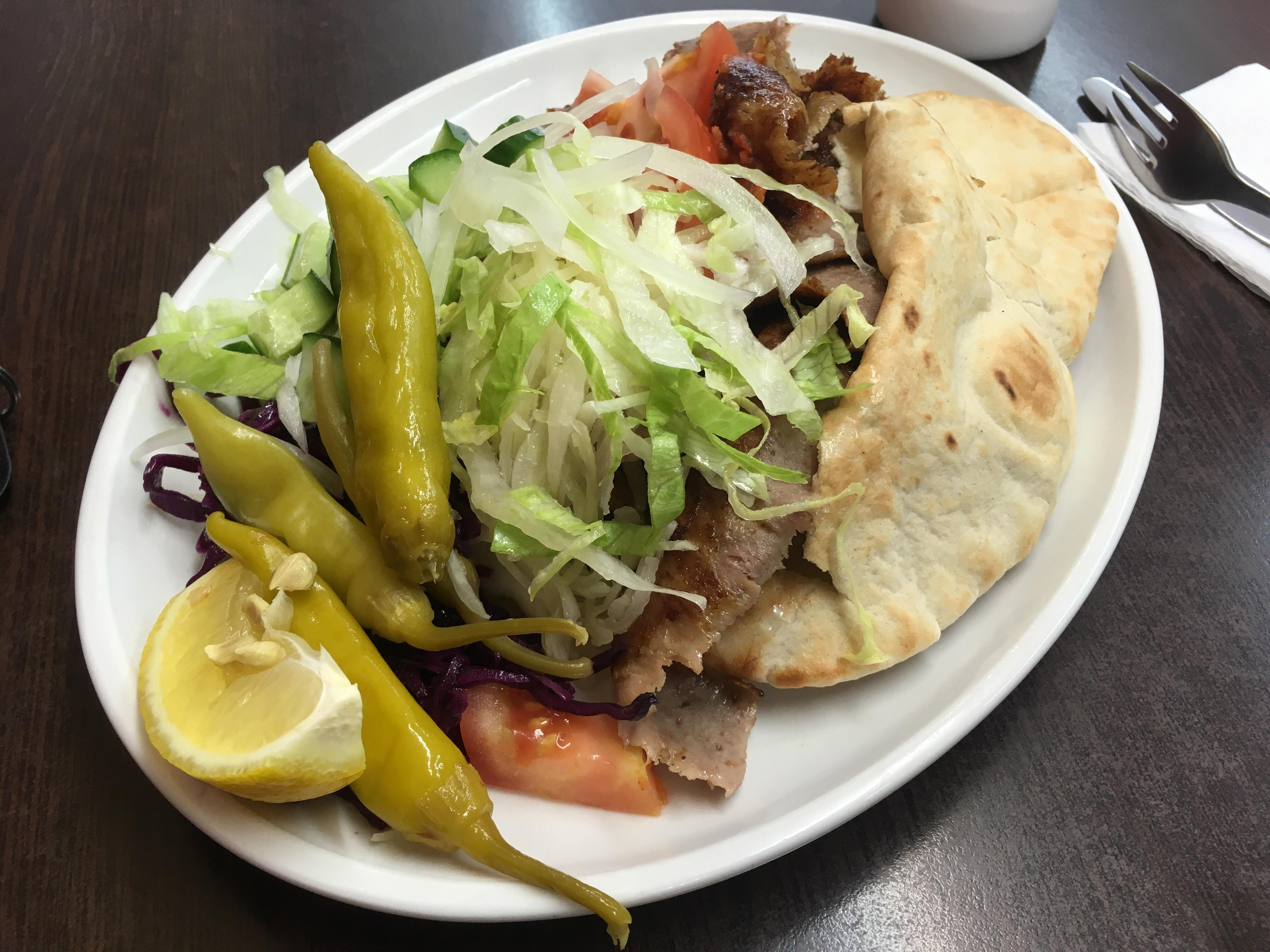 Small lamb doner Kebab Empire Islington. This one had it all! r/Doner