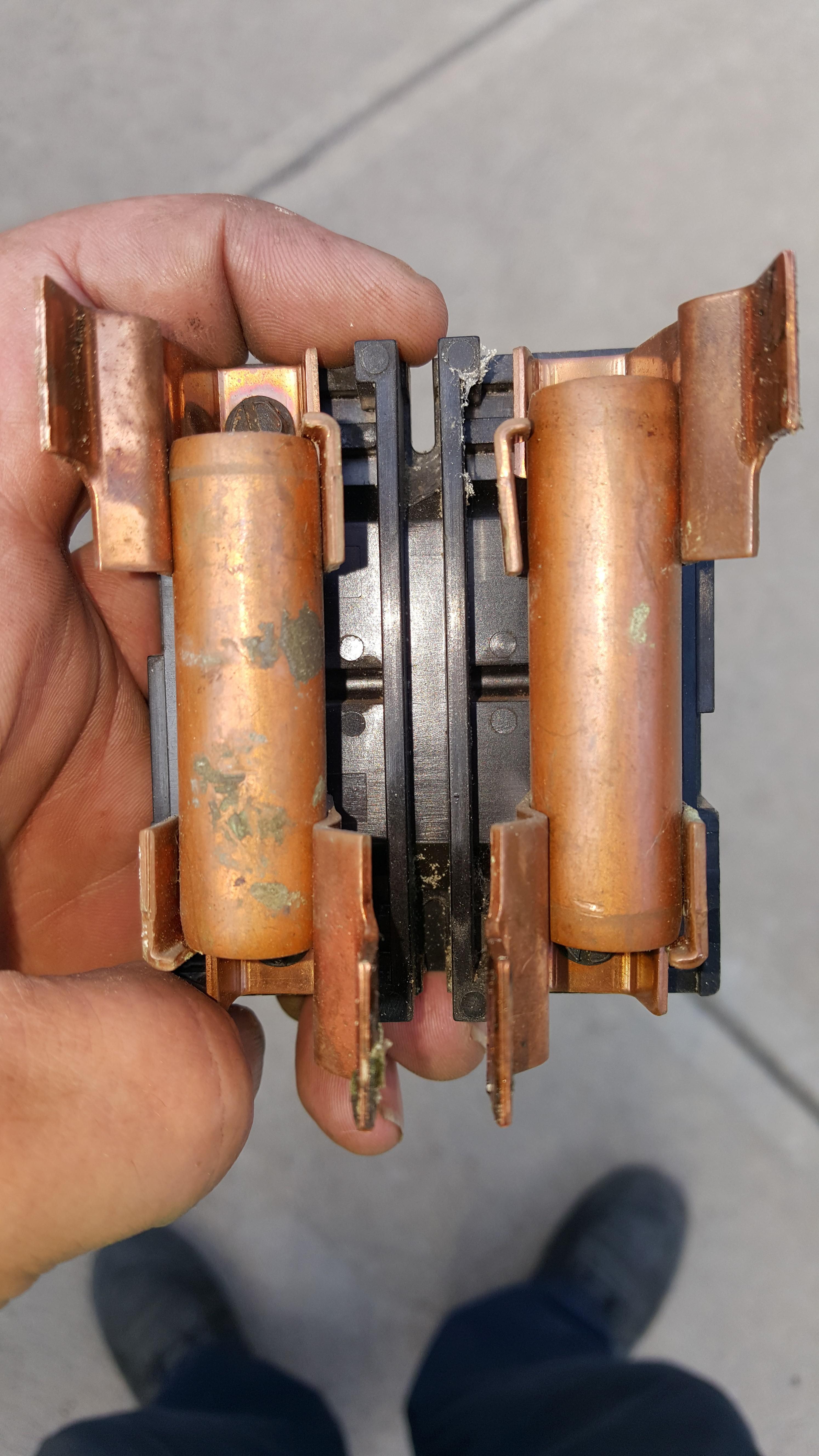 Custom fuses, can someone help me identify them? r/HVAC