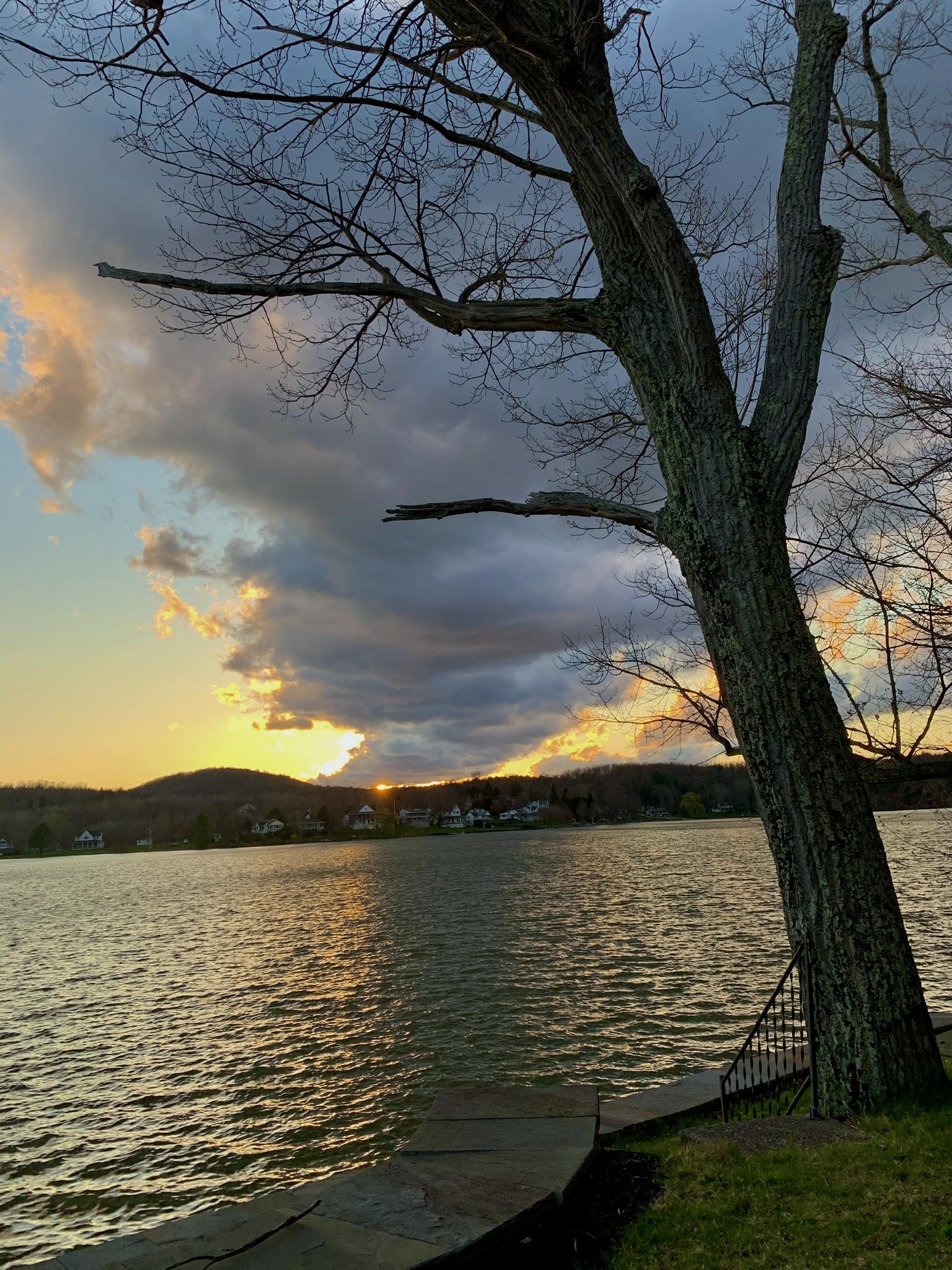 [OC] [3024x4032] Lake Carey NEPA USA r/sunset