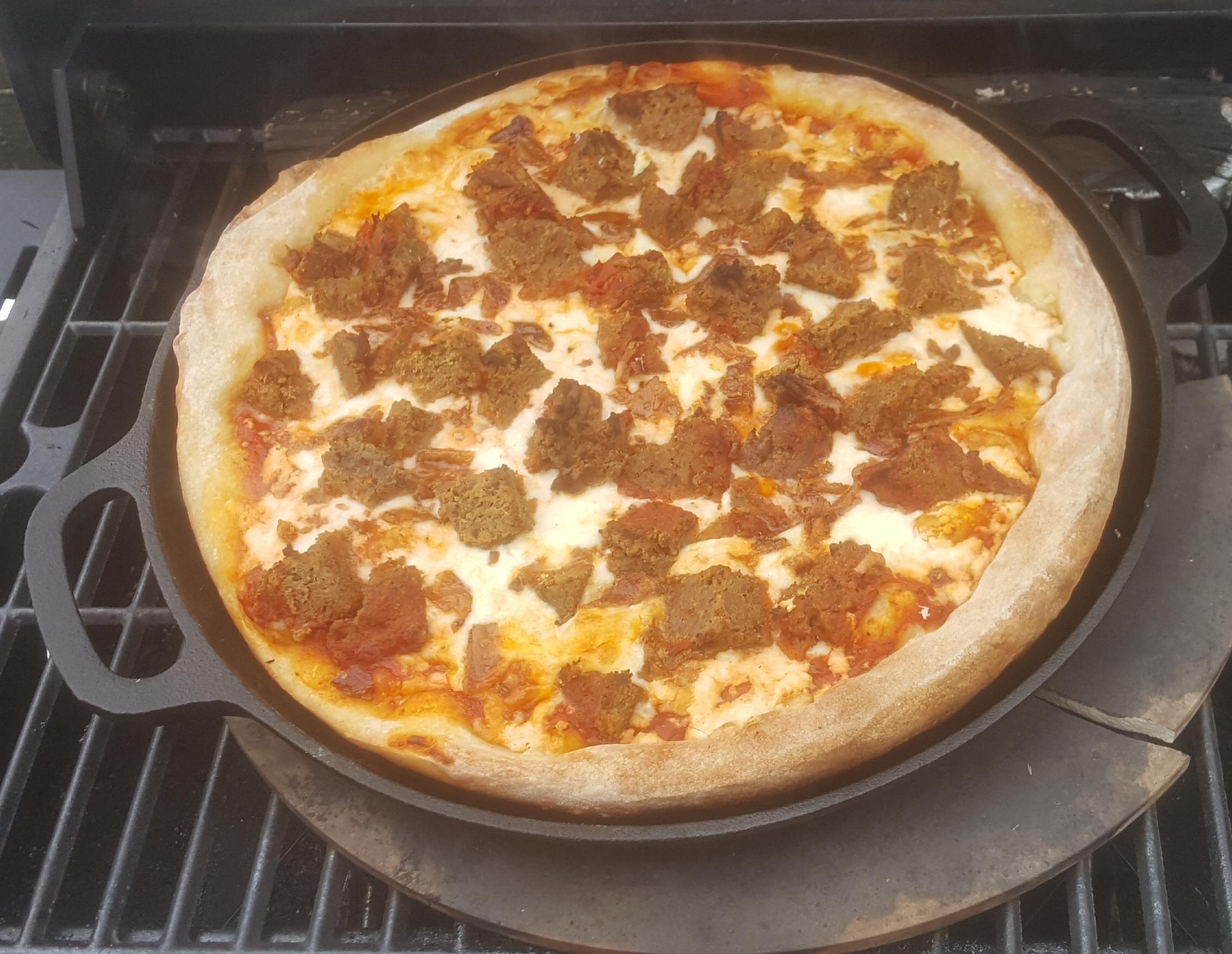 Meatball bacon mozzarella ricotta order hot off the grill r/Pizza