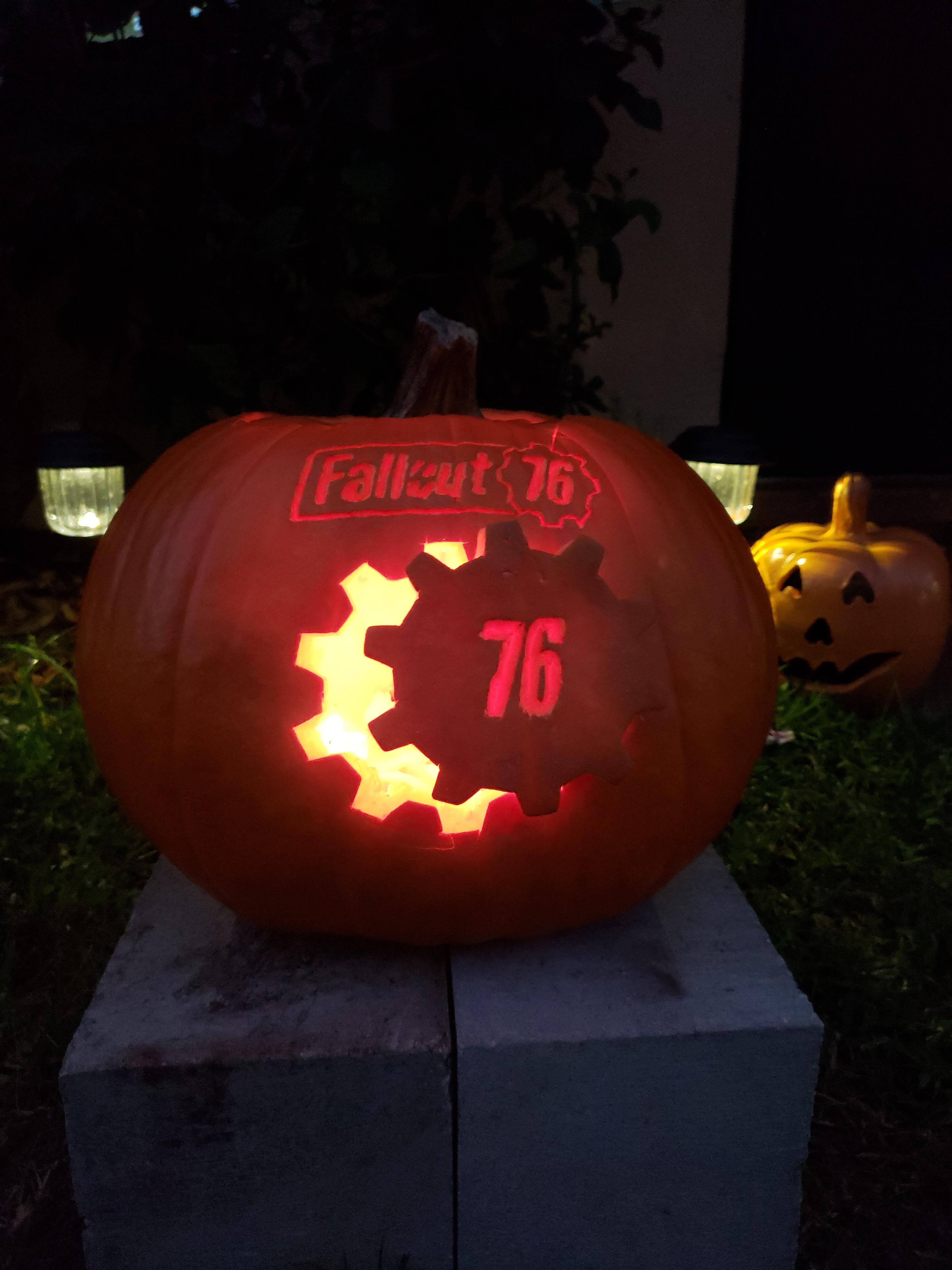 Fallout 76 Pumpkin r/halloween