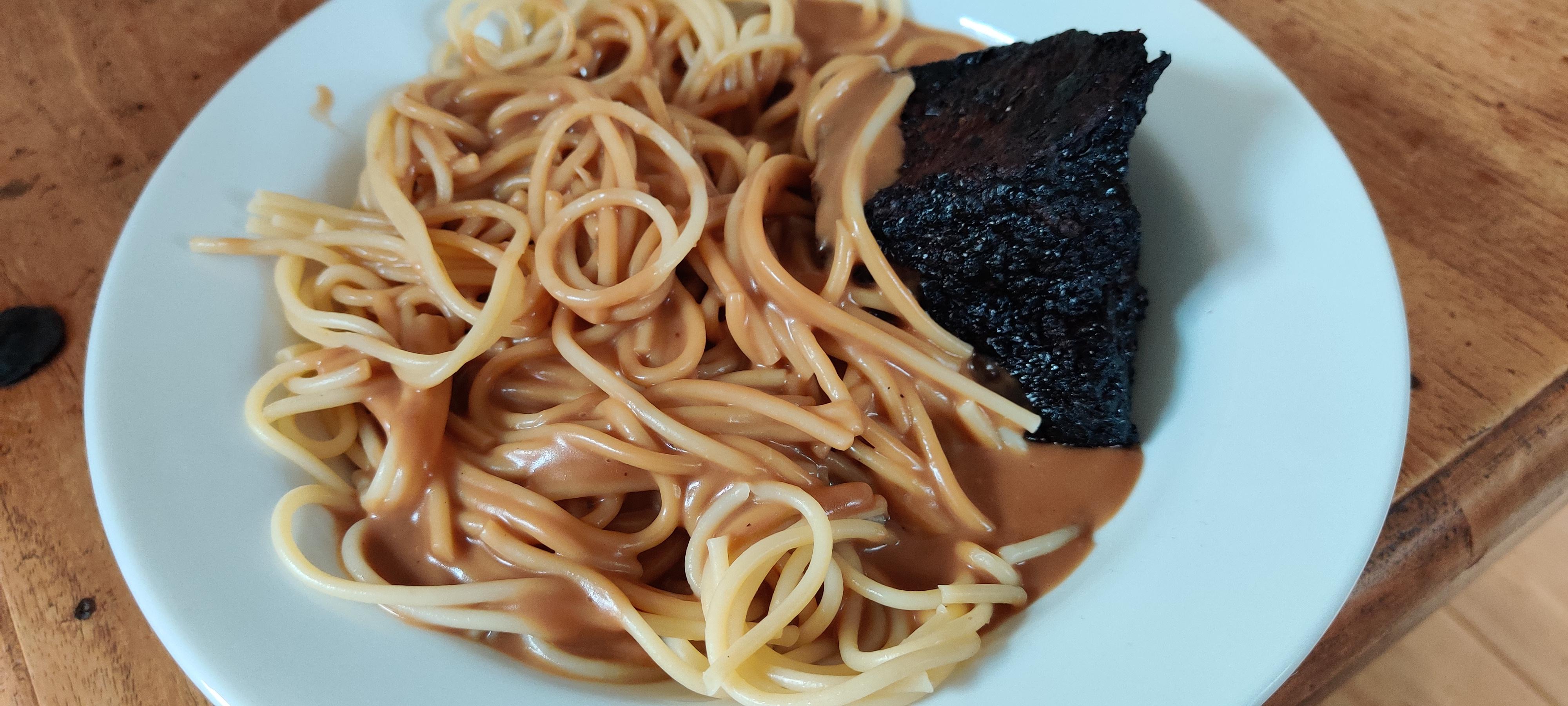 [homemade] Brisket with spaghetti and brown sauce. r/food