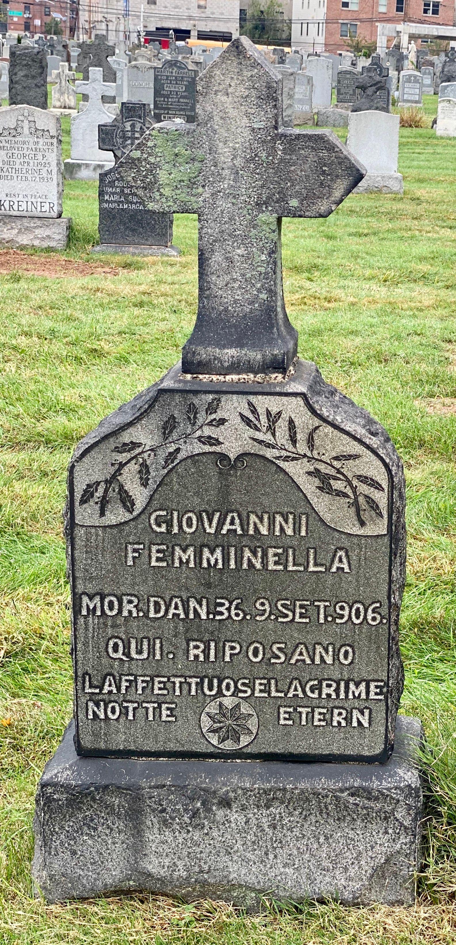 [Italian > English] Can anyone tell me what this headstone says? r