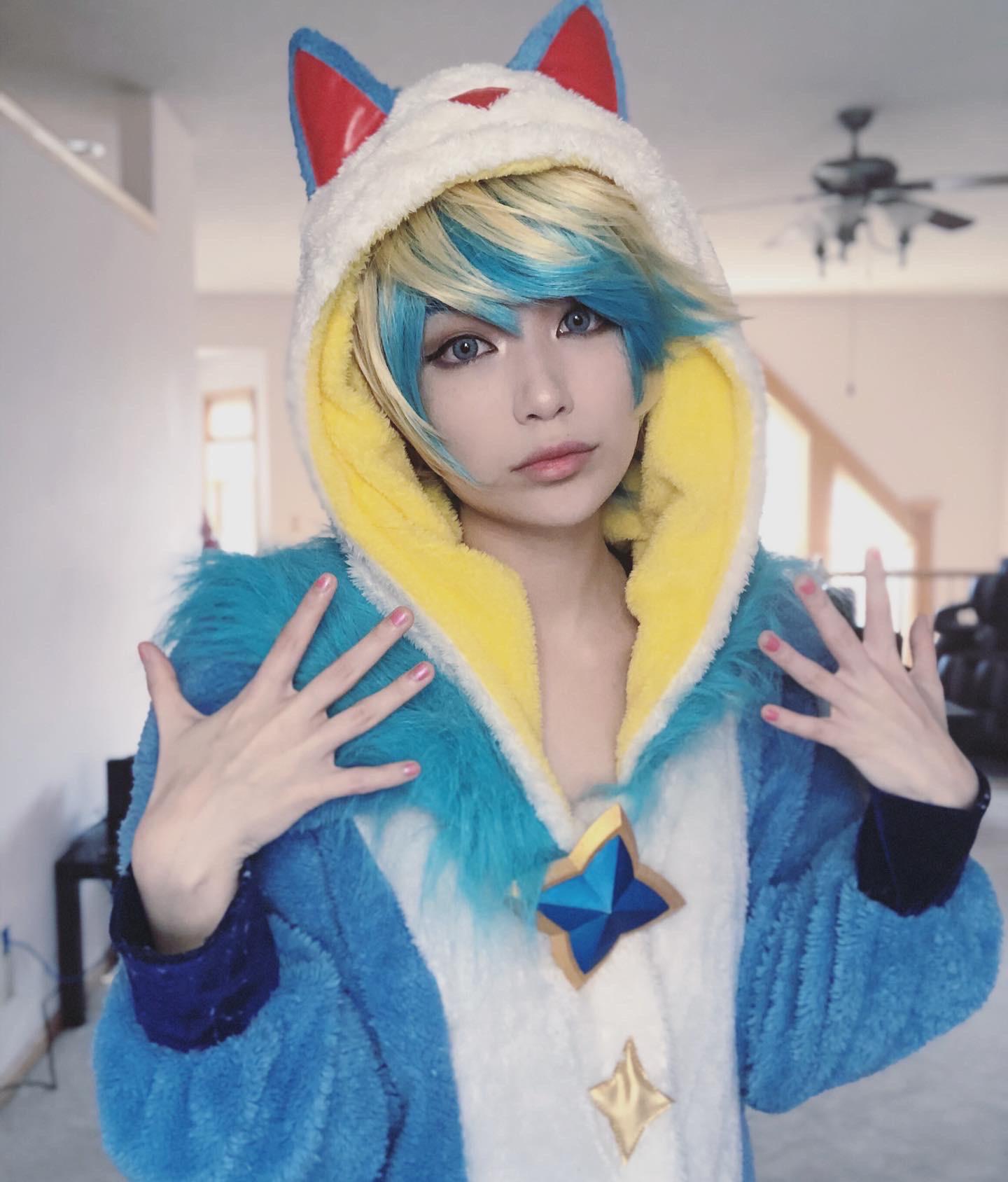my Pajama Guardian Ezreal cosplay emiru