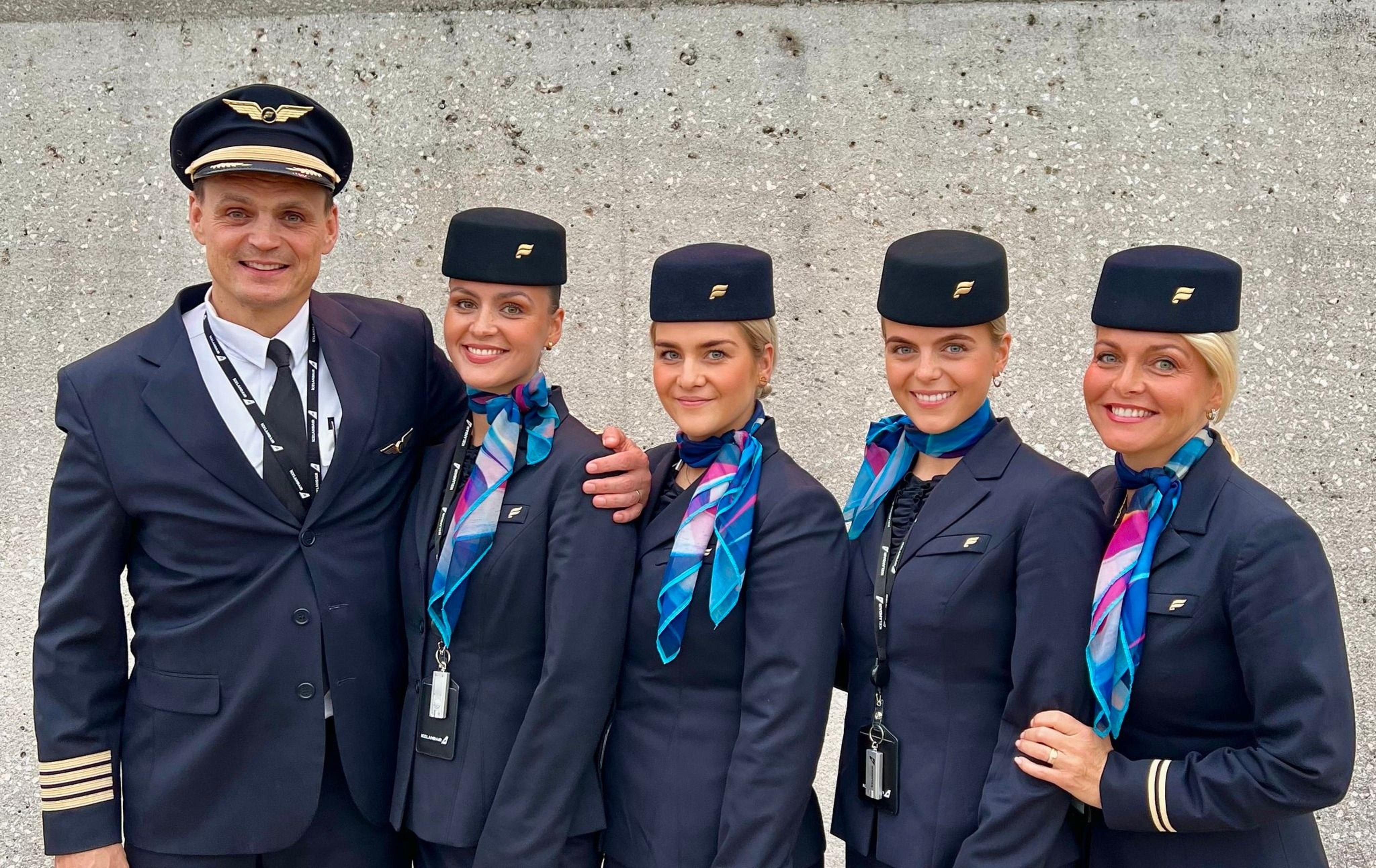 Mother, Father and 3 daughters, working on the same flight for Iceland