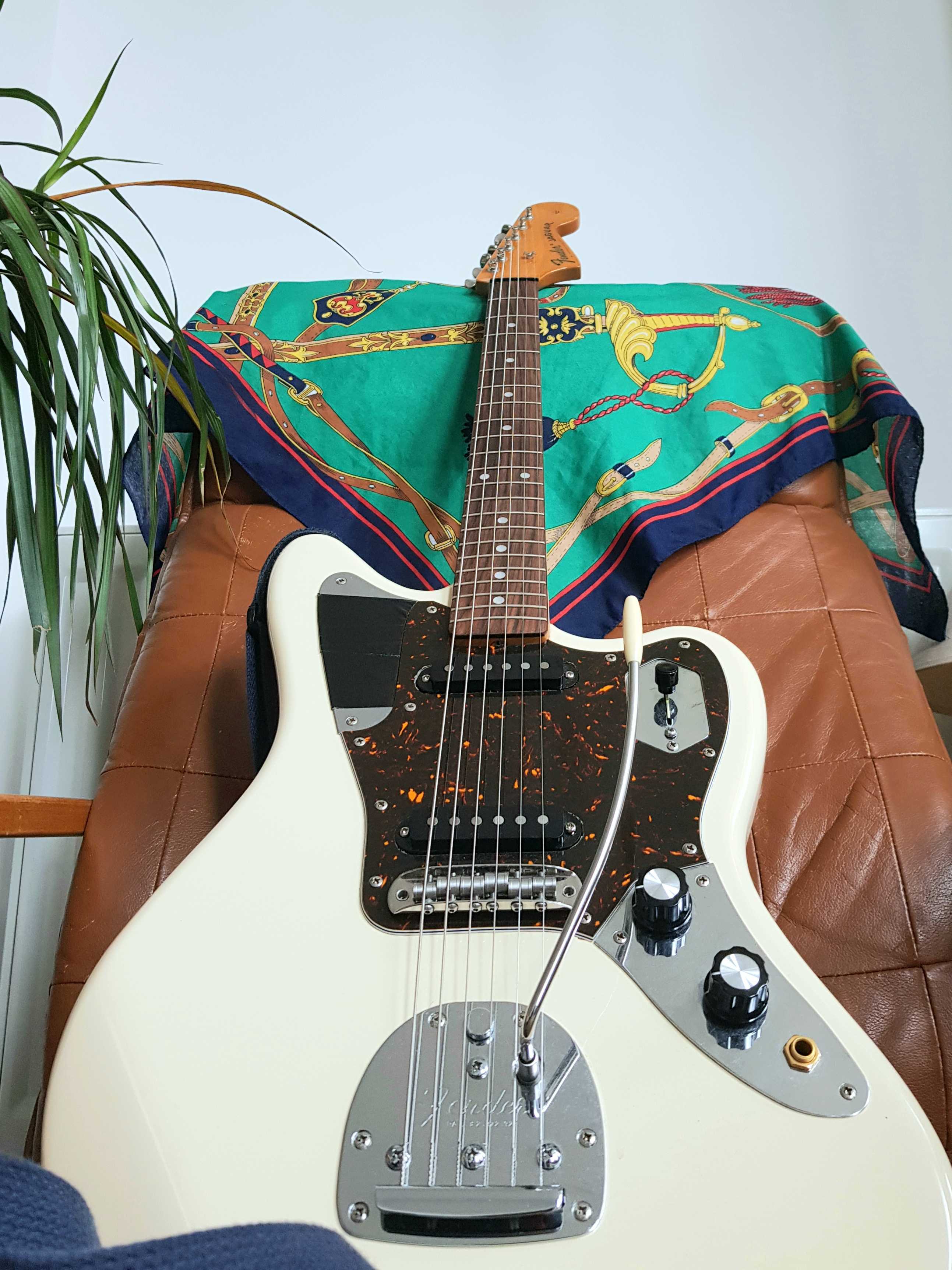My heavilymodded Fender Jaguar MIJ. Creamery pickups, Staytrem bridge