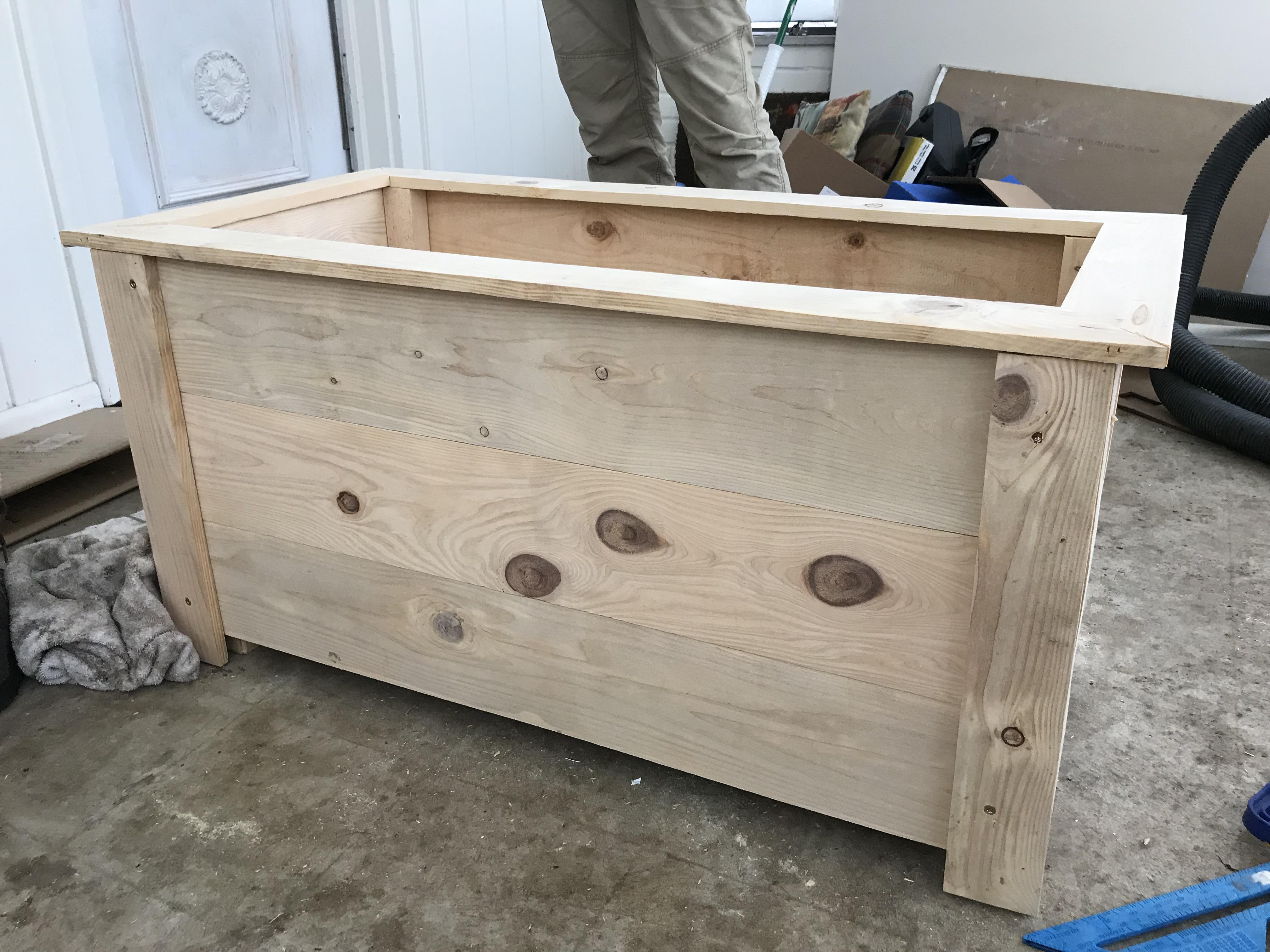 2nd year carpenter. Tried woodworking for the first time. Reddit check