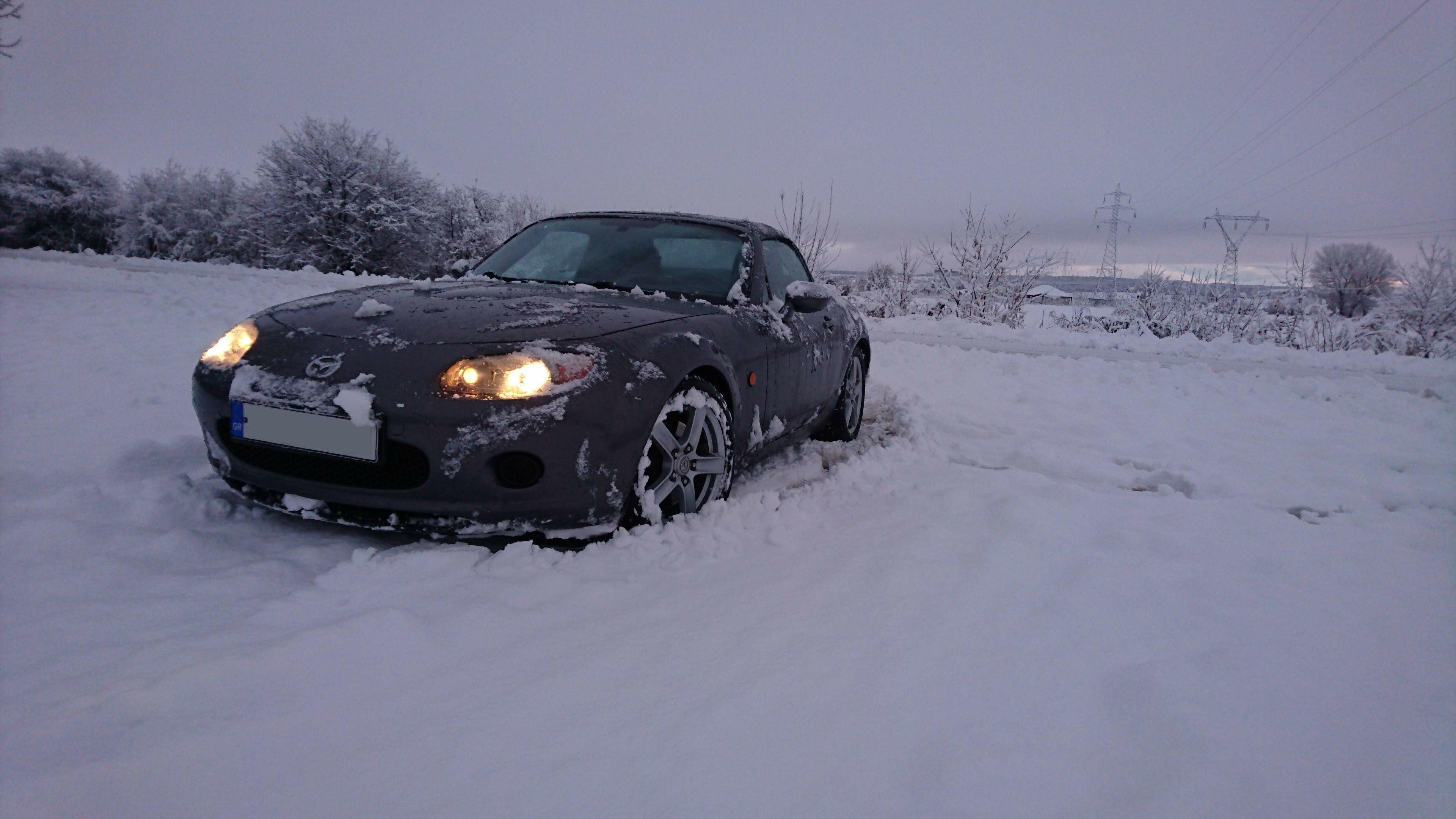 My miata in the snow! r/Miata