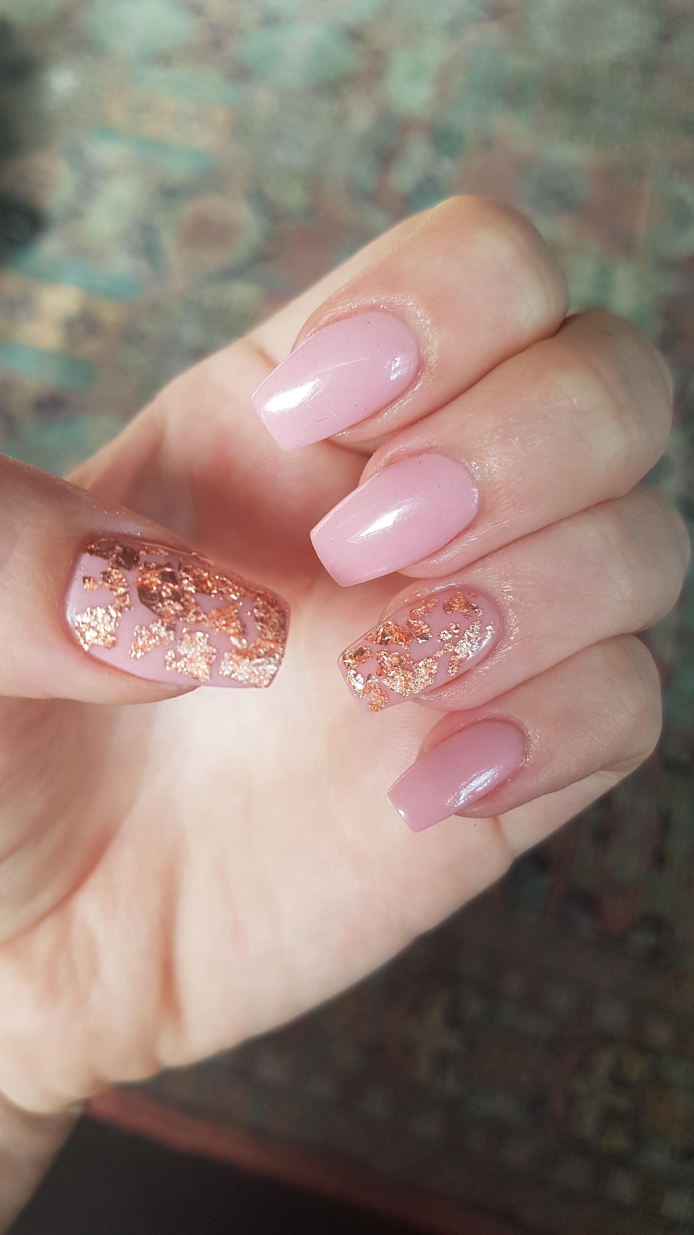 Pink and rose gold SNS 🌸 Nails