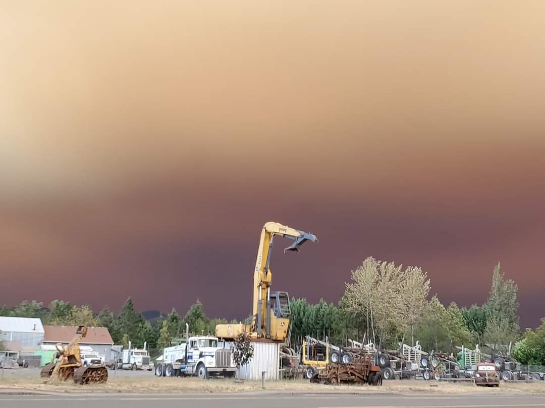 Smoke Sweet Home Oregon r/Wildfire