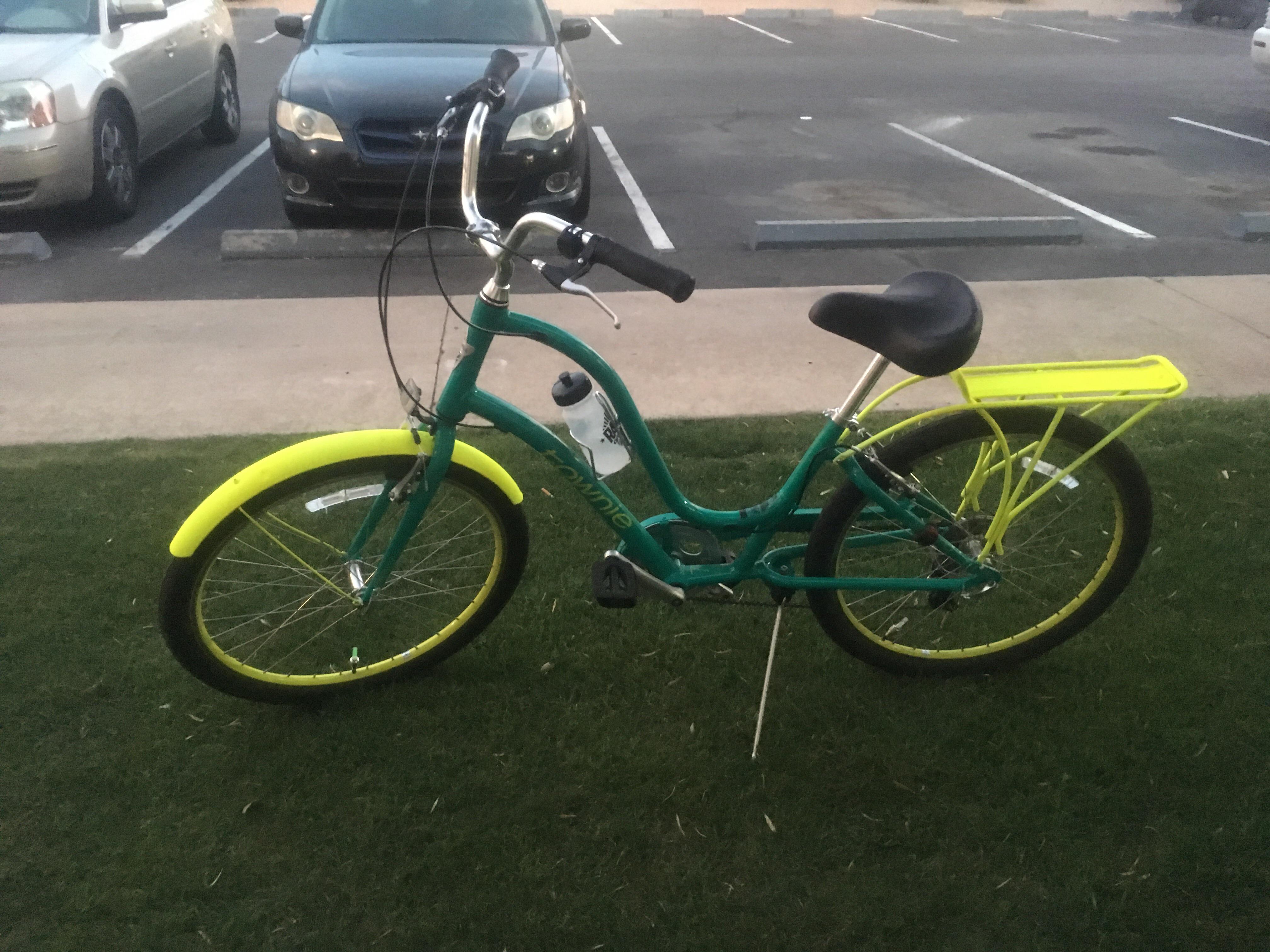 Replaced the Purple Lady with this gem. Meet Nessie, Electra Townie 7D