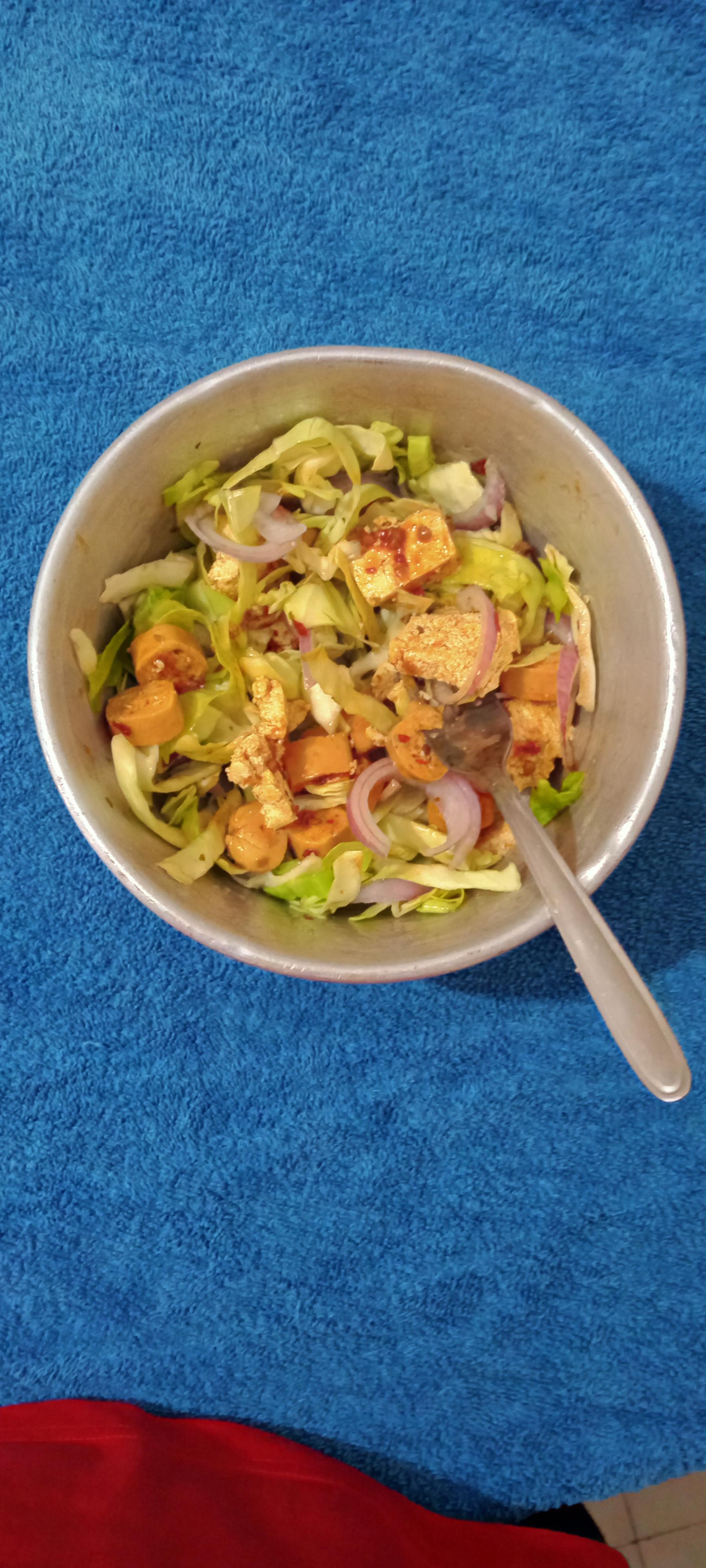 Chicken weiner and expired tofu salad that gave me diarrhea. r