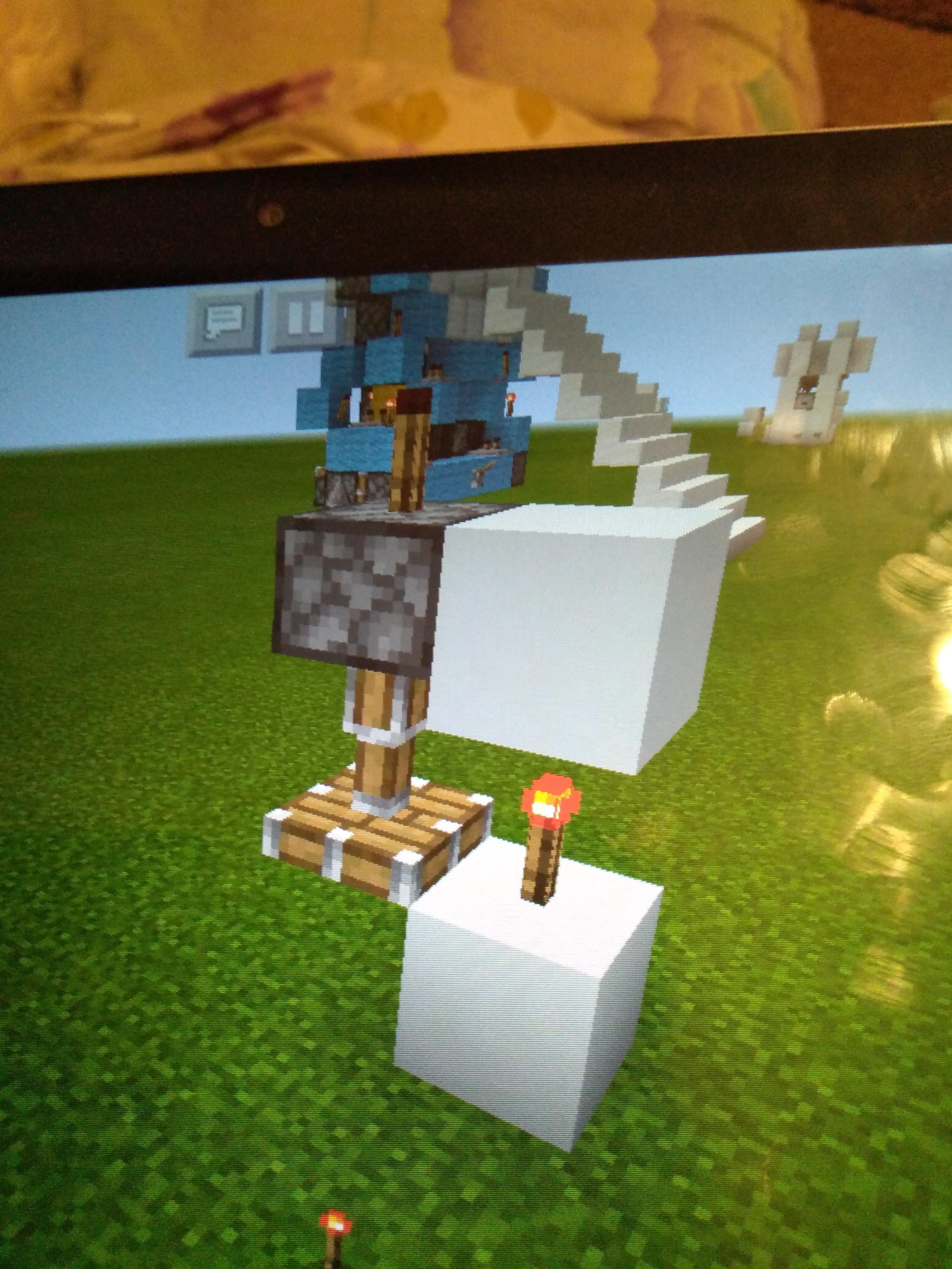 Minecraft Bedrock Edition redstone can sometimes be very weird... I was
