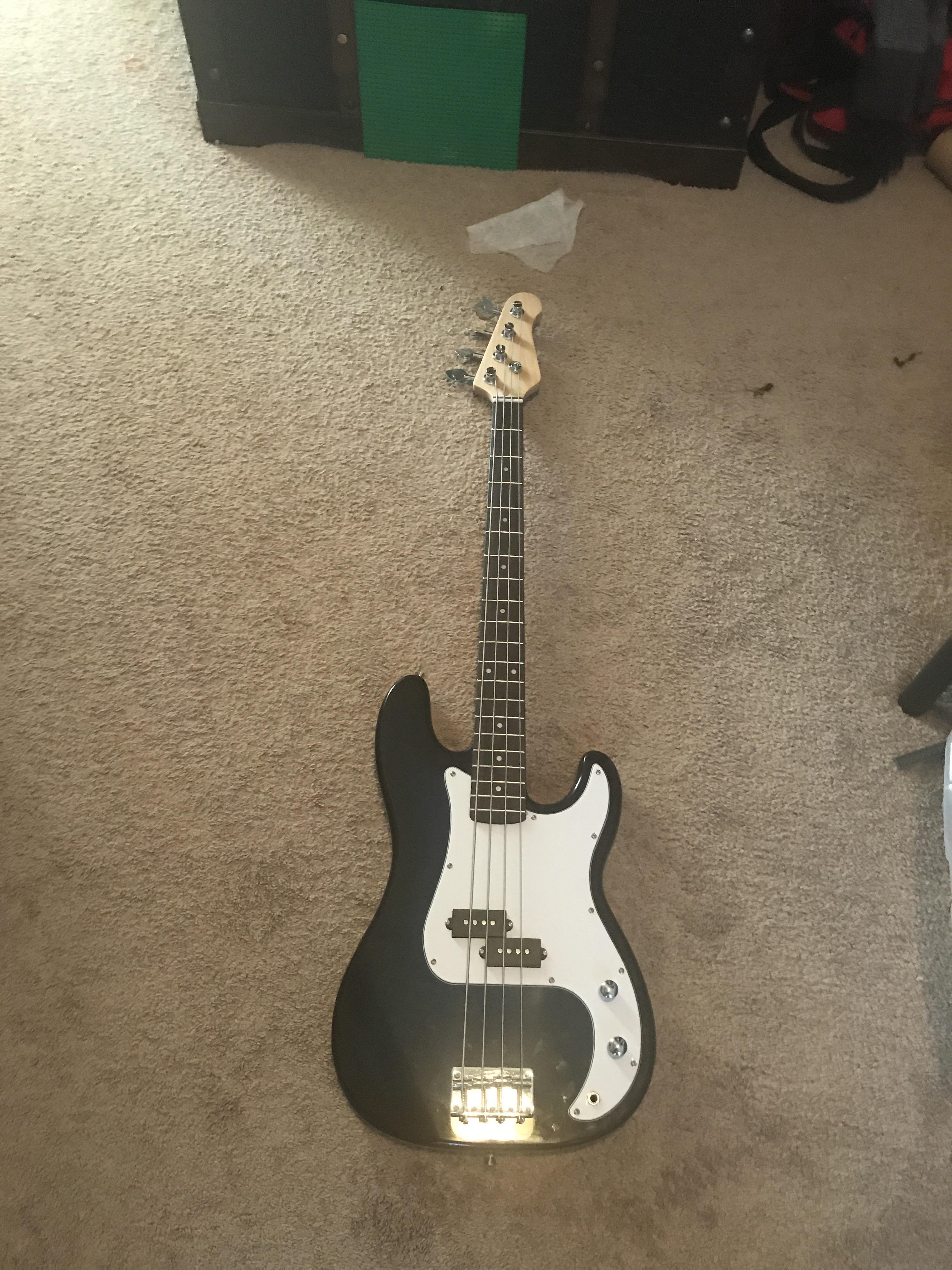 Got my first bass!!! Cant wait to learn how to play it! r/BassGuitar