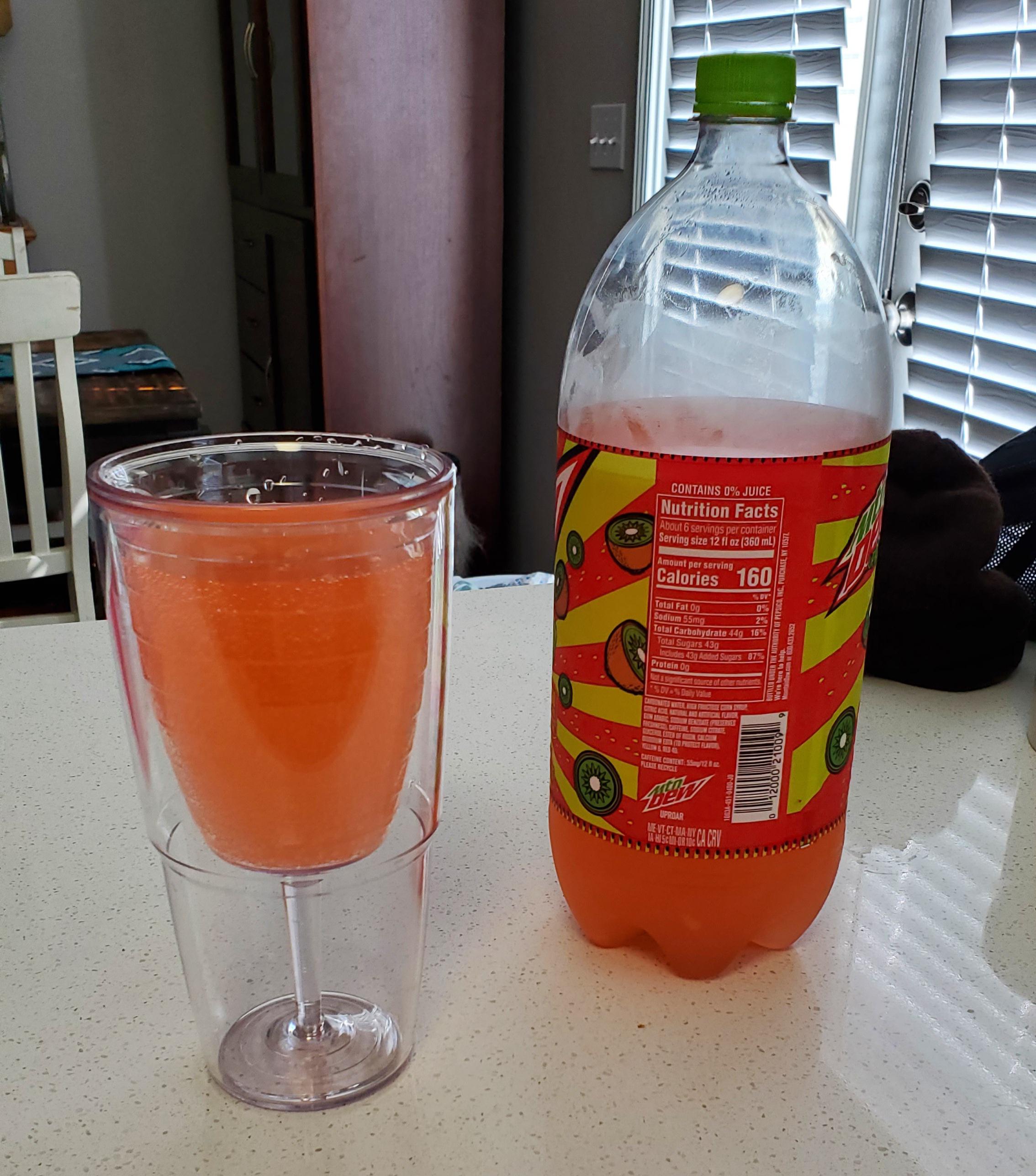 This Tervis cup... Why?! r/CrappyDesign