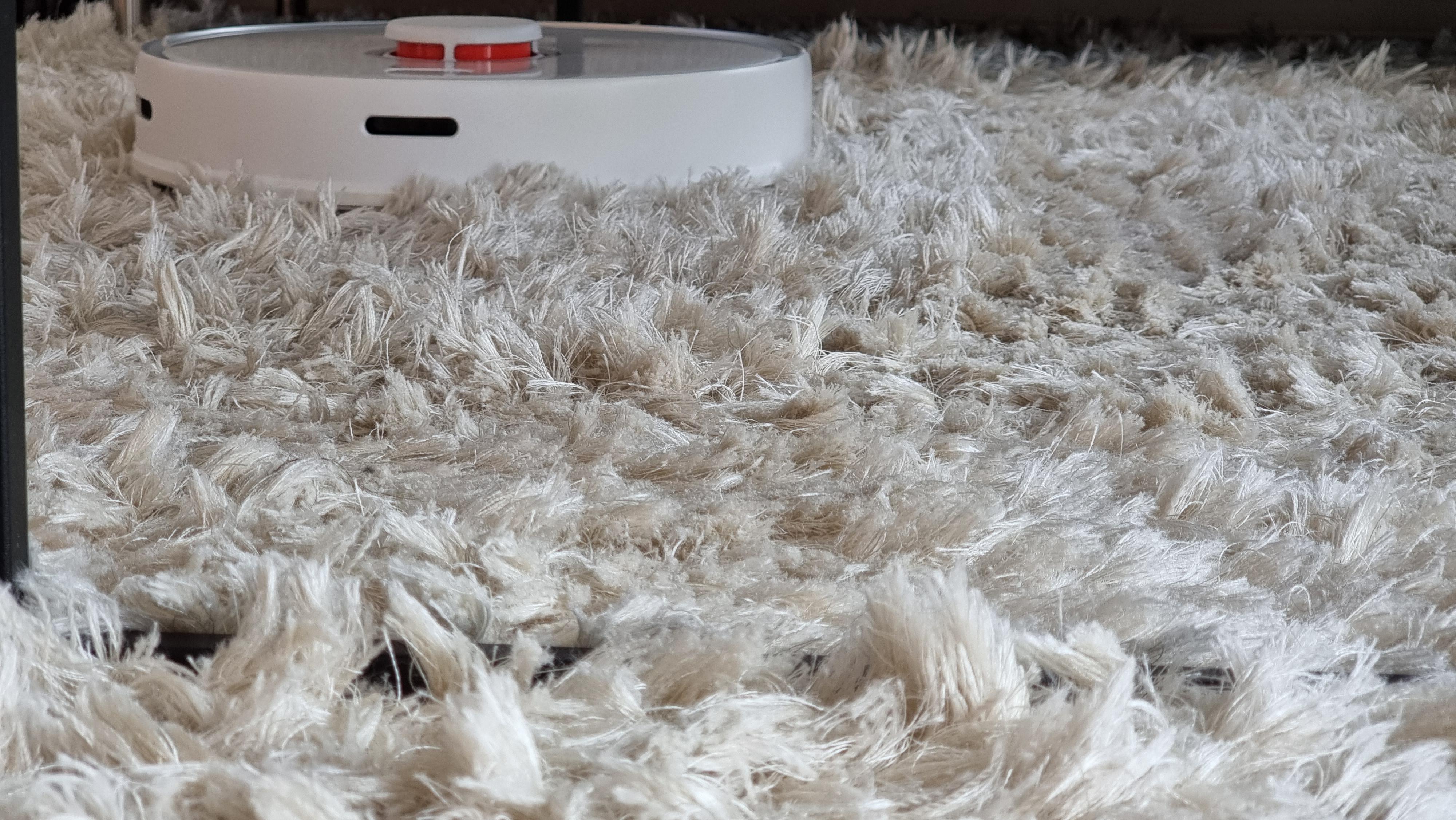 what do reviewers define as "high pile carpets" [S5max] Roborock