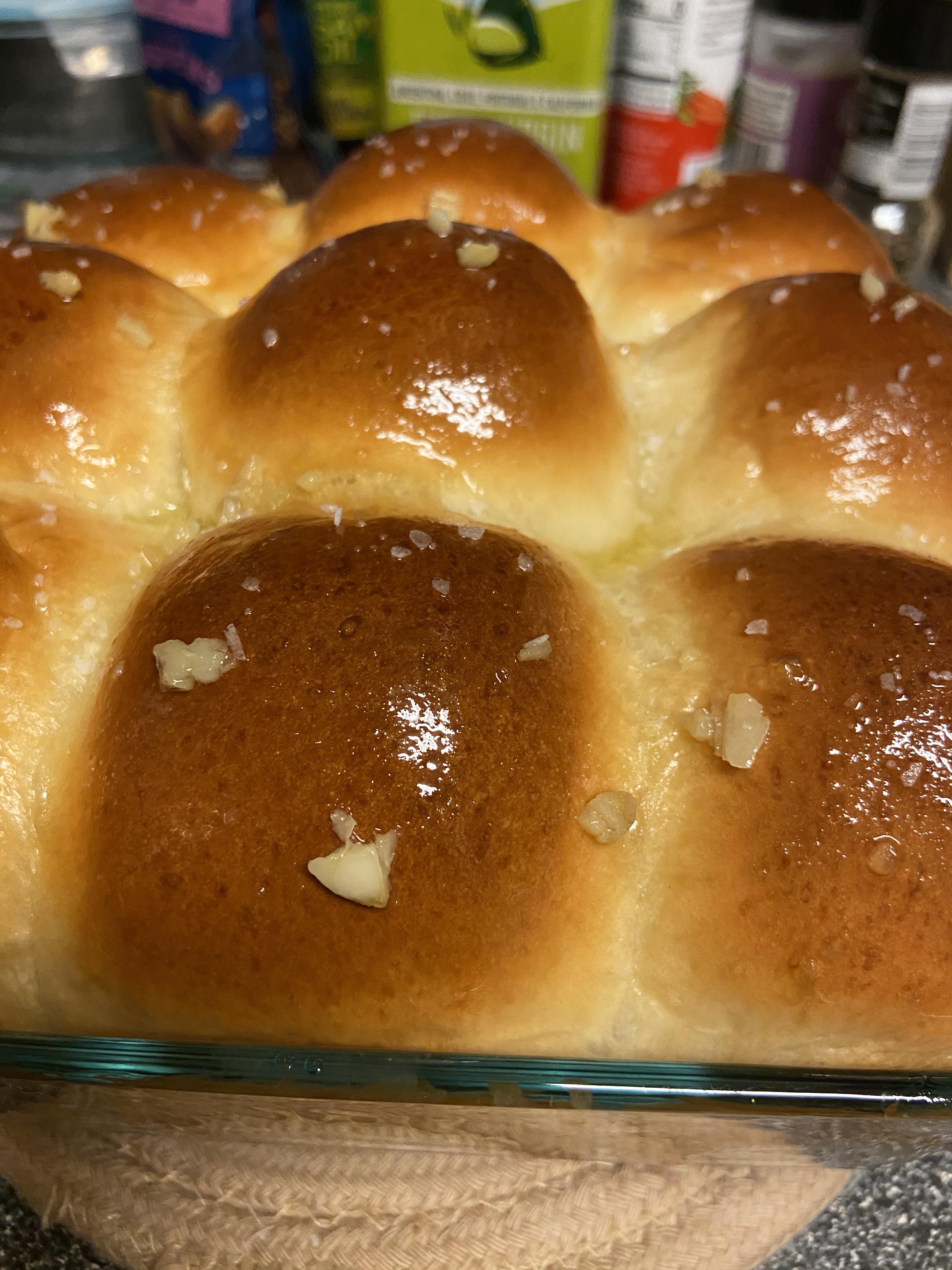 Joshua Weissman’s Hokkaido milk dinner rolls! r/Breadit